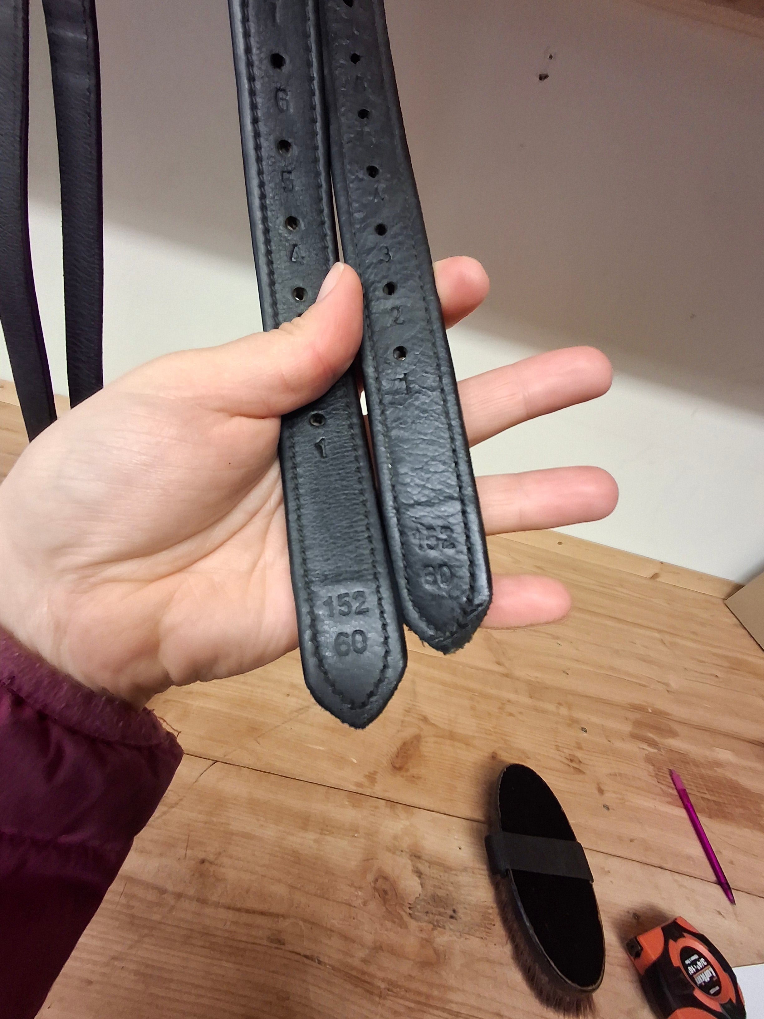 Used HDR Black Stirrup Leathers - 60"