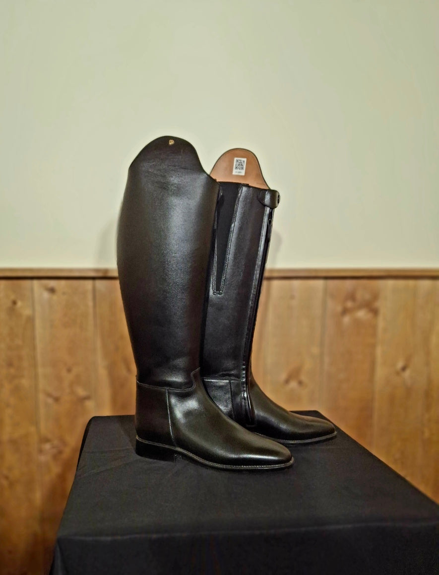 Almost New Used Wide Calf Petrie Dressage Boots