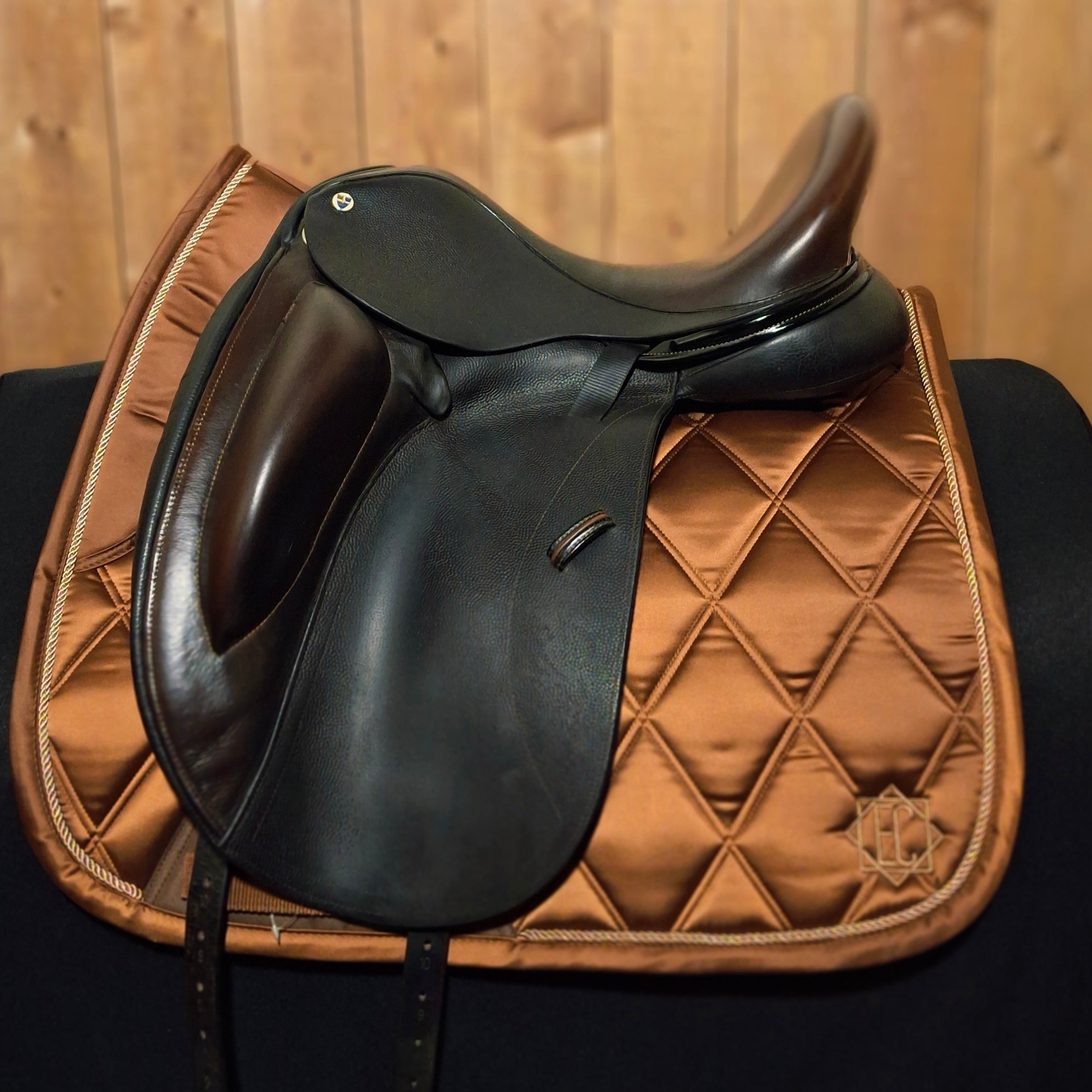 Used 16" N2 Cardhu Dressage Saddle