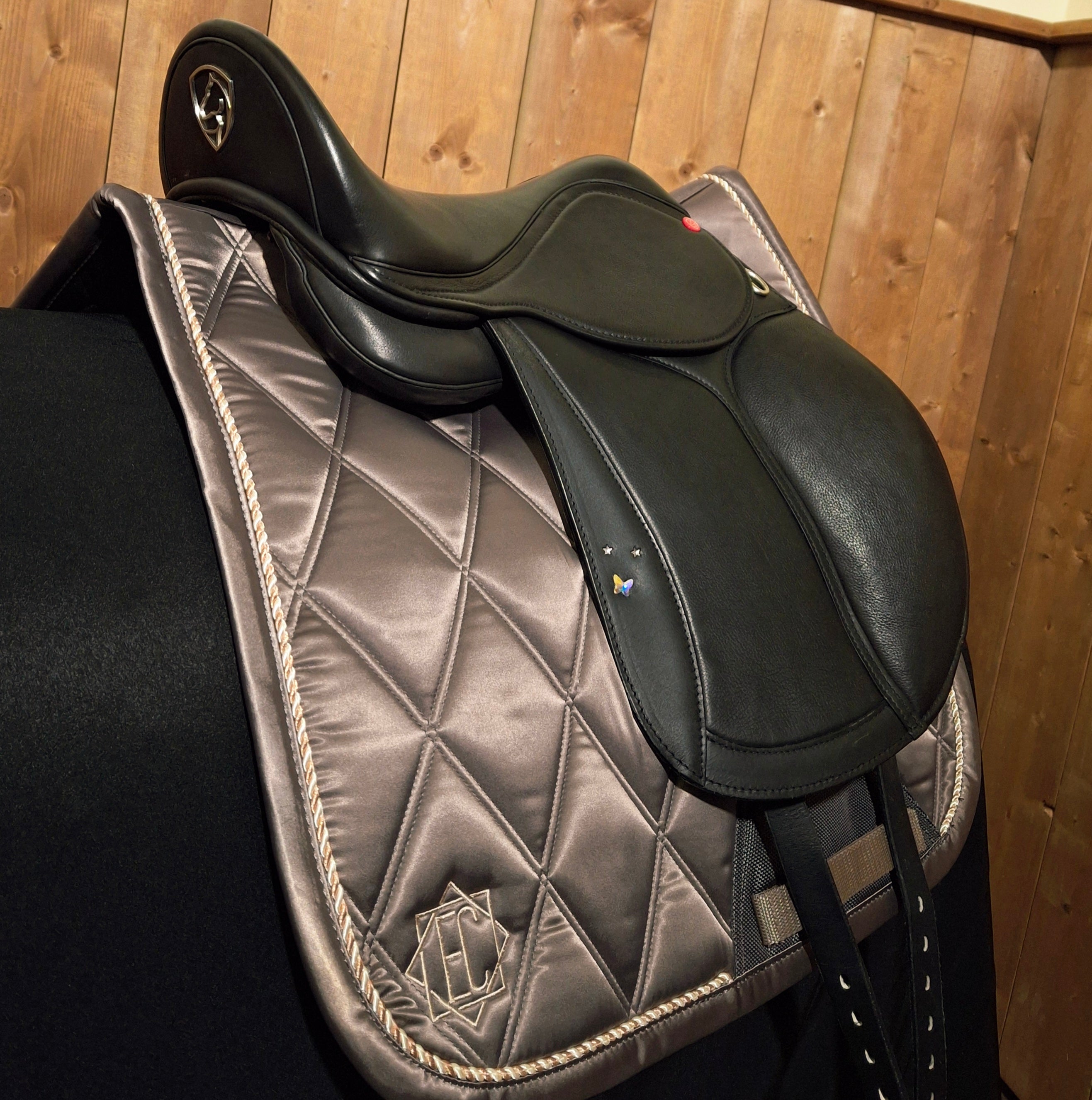 EDIX Tudor Soft Tree Dressage Saddle - Child Version 14"