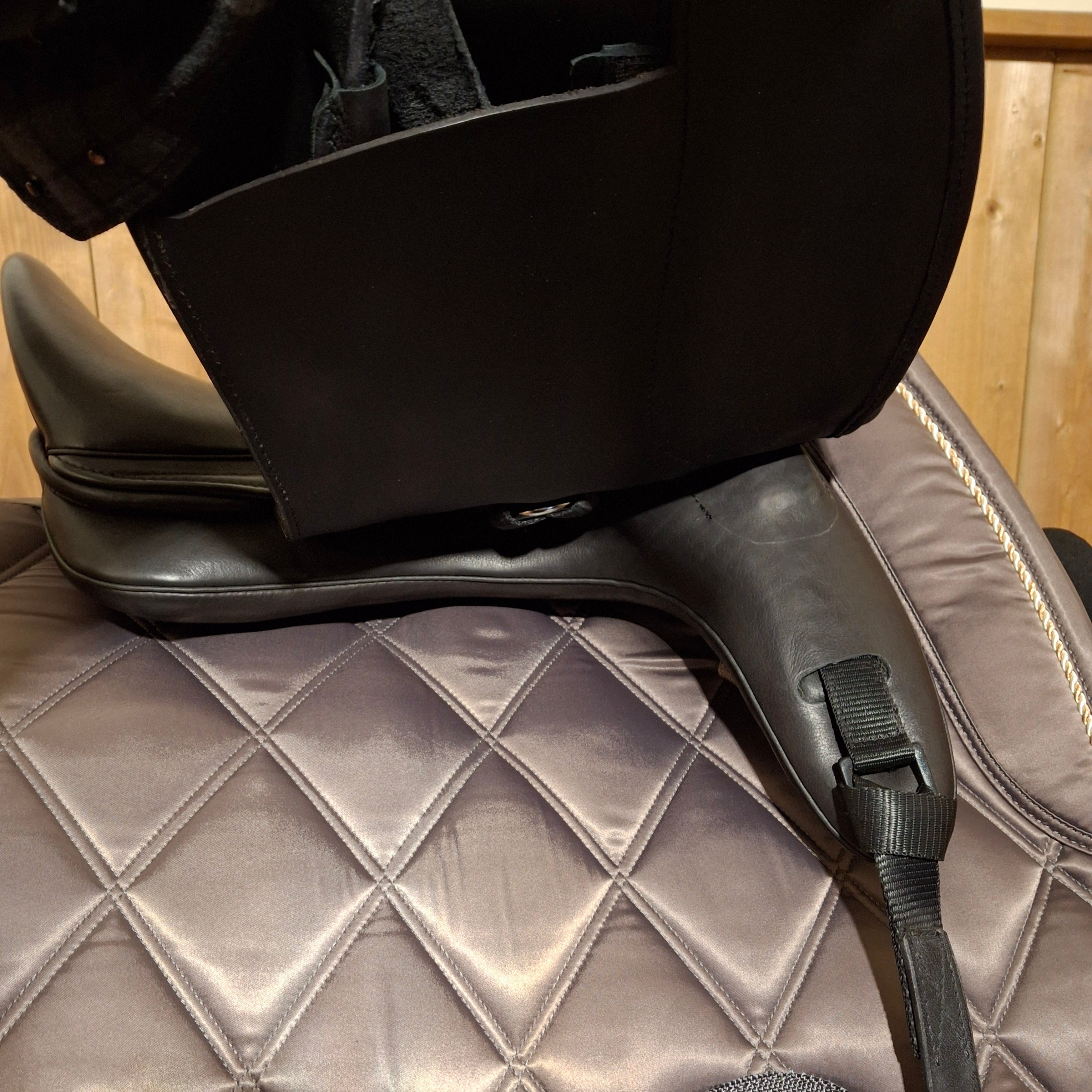 EDIX Tudor Soft Tree Dressage Saddle - Child Version 14"