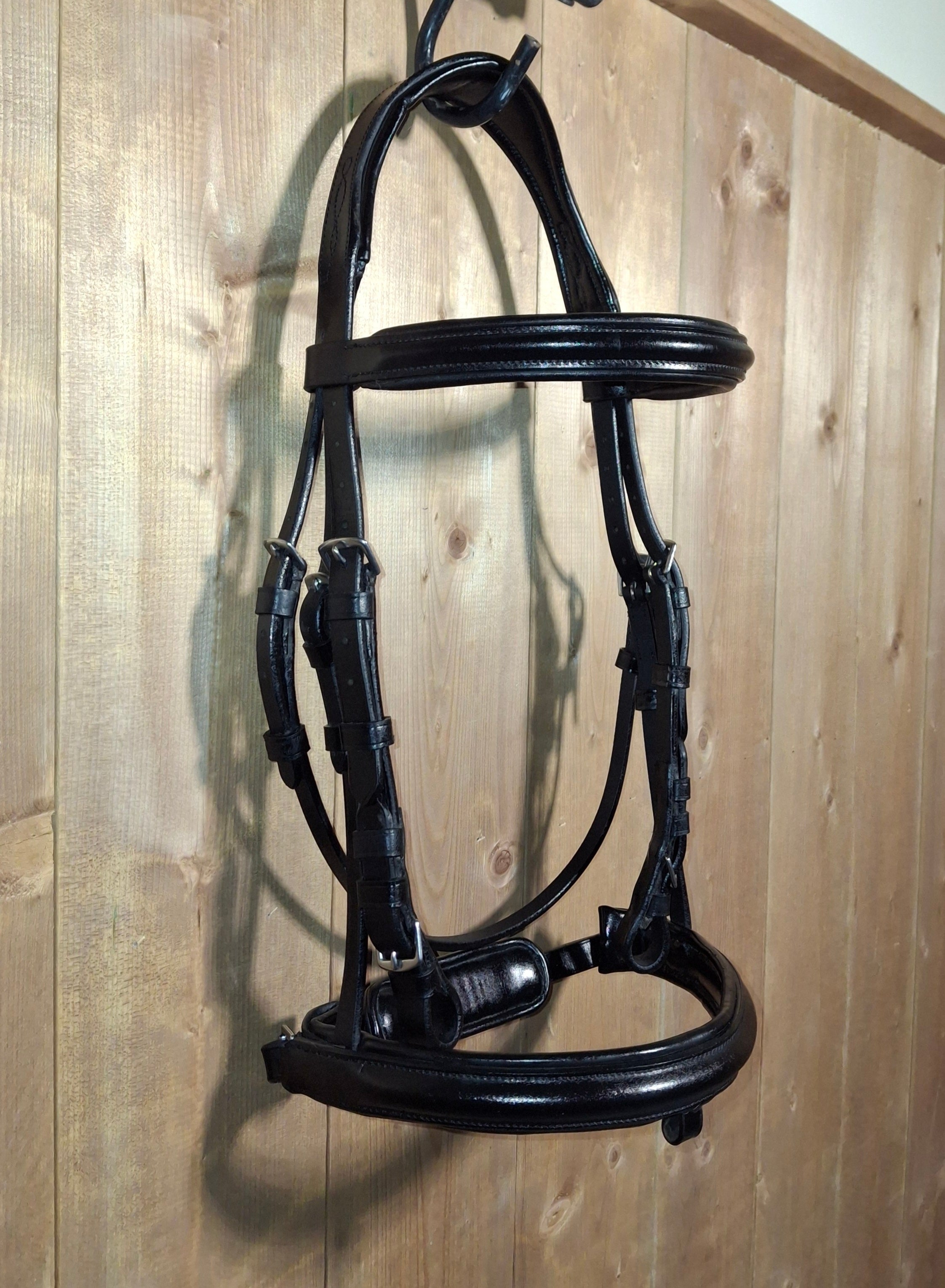 Used Avignon Aspen Black Dressage Bridle Cob Size