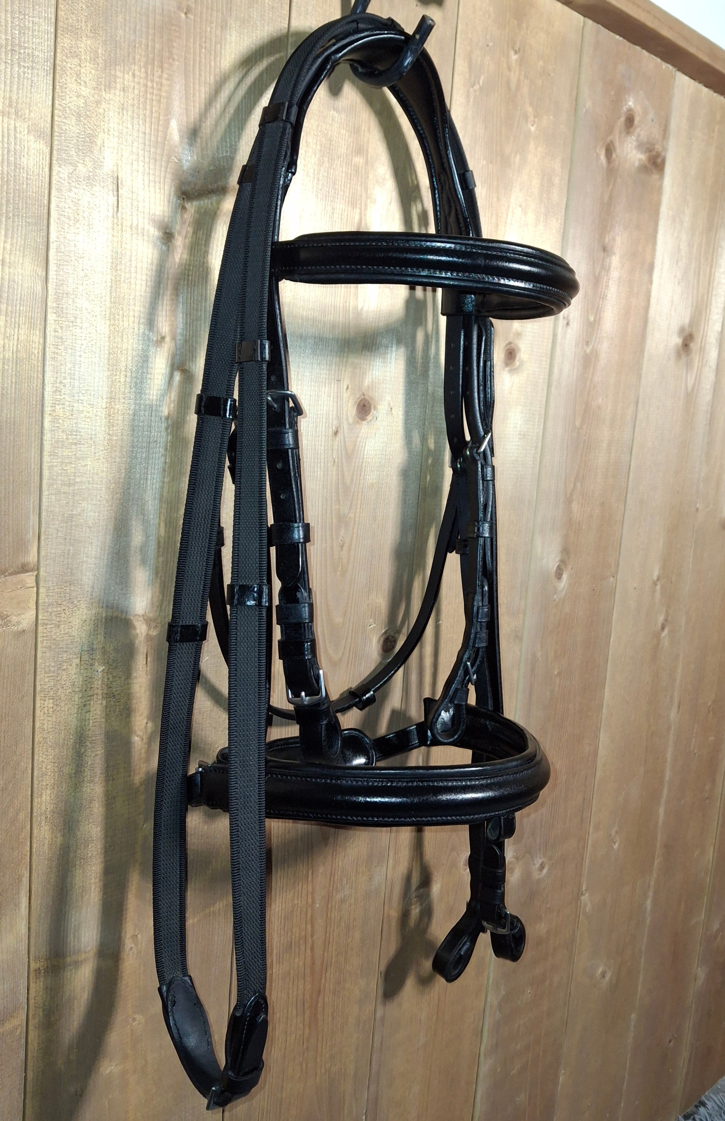 Used Avignon Aspen Black Dressage Bridle Cob Size