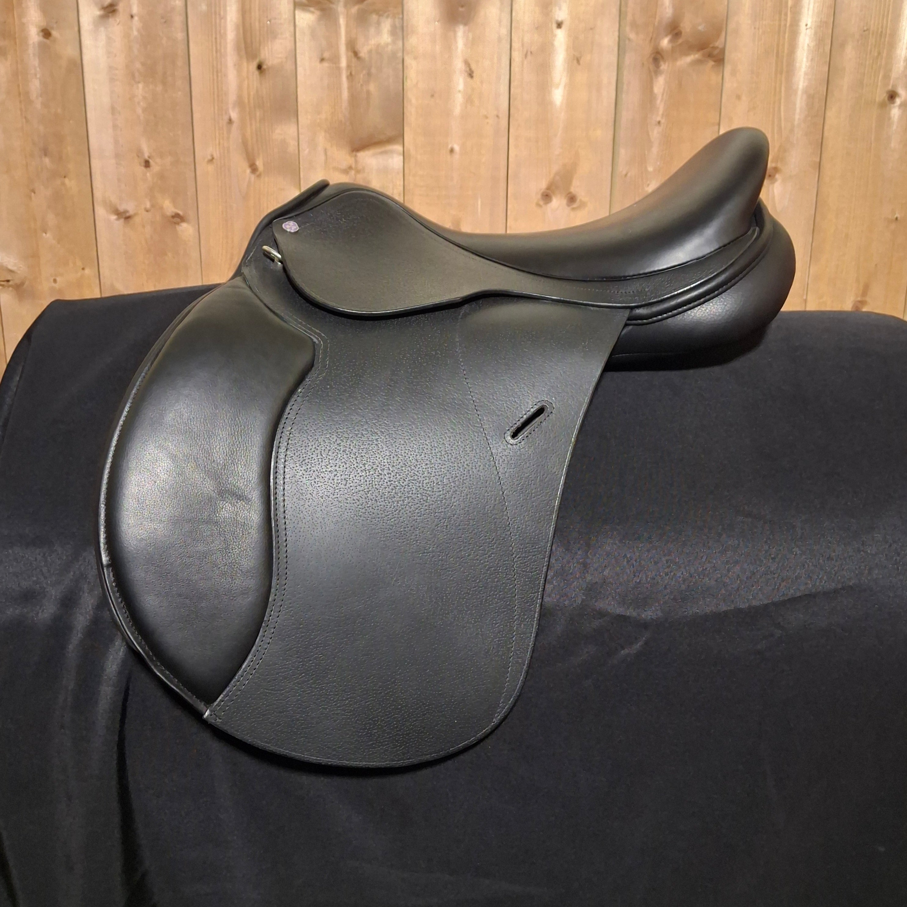 New Cavaletti Collection VSD All Purpose English Saddle