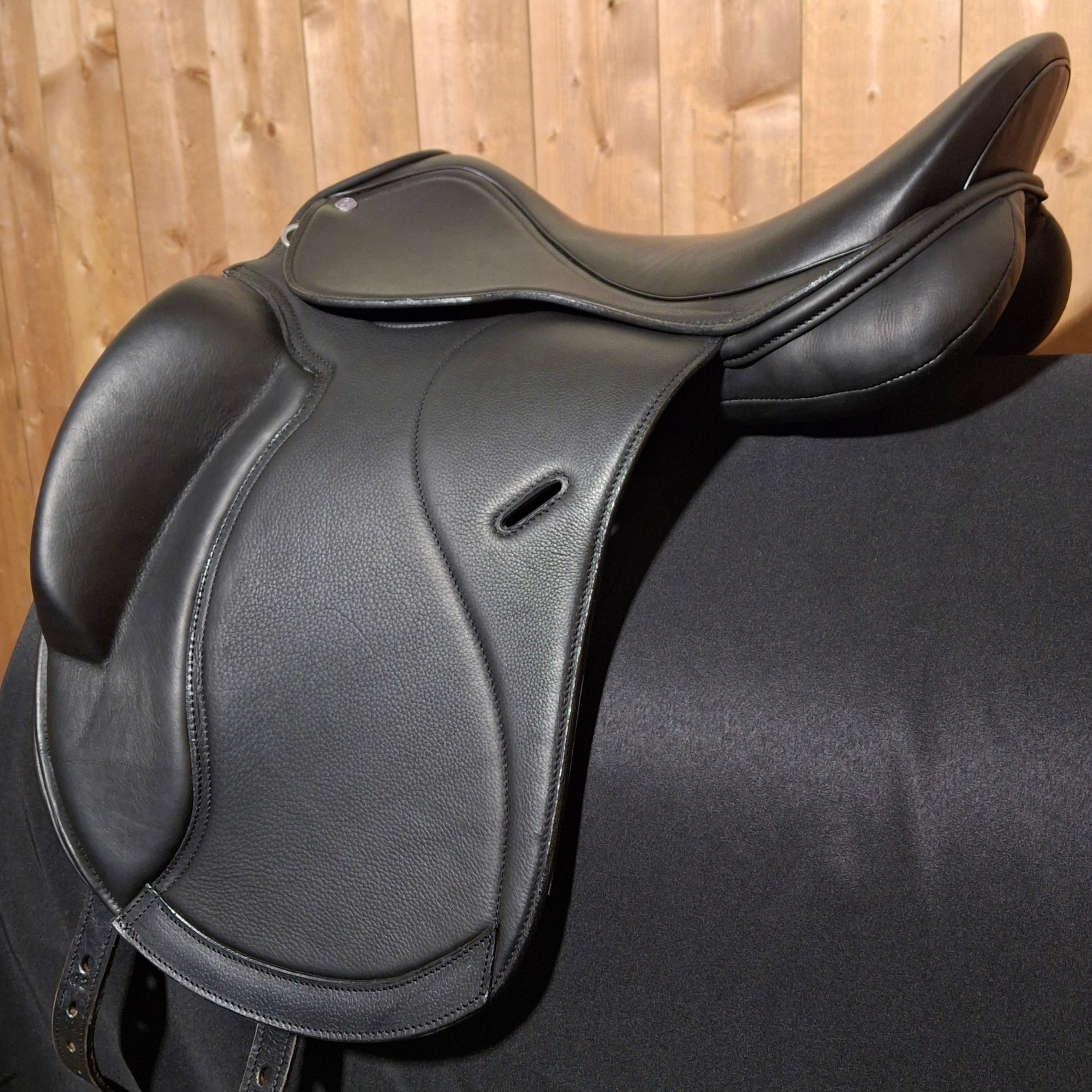 New Cavaletti Collection Monoflap Dressage Saddle