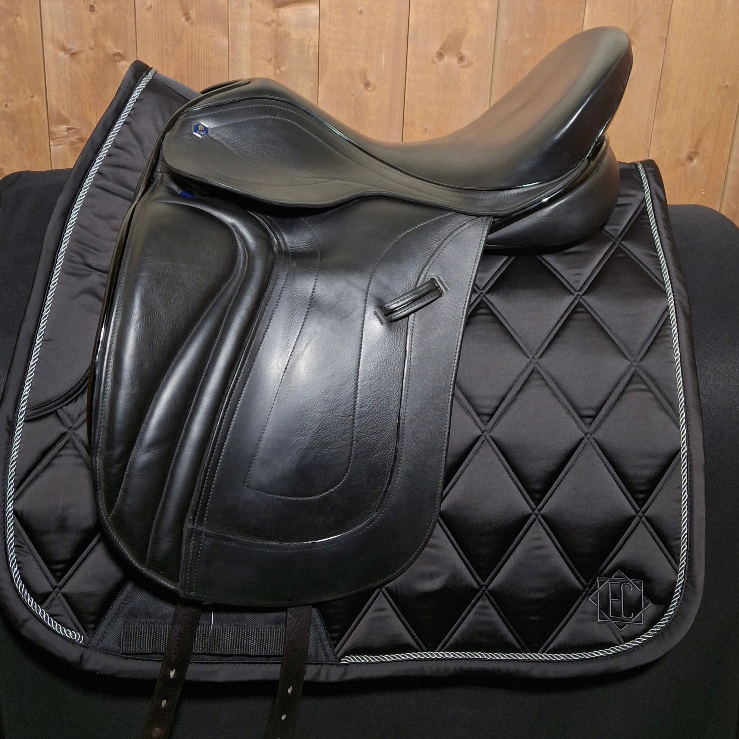 Used 18" Hastilow & Sons Bamburgh Dressage Saddle