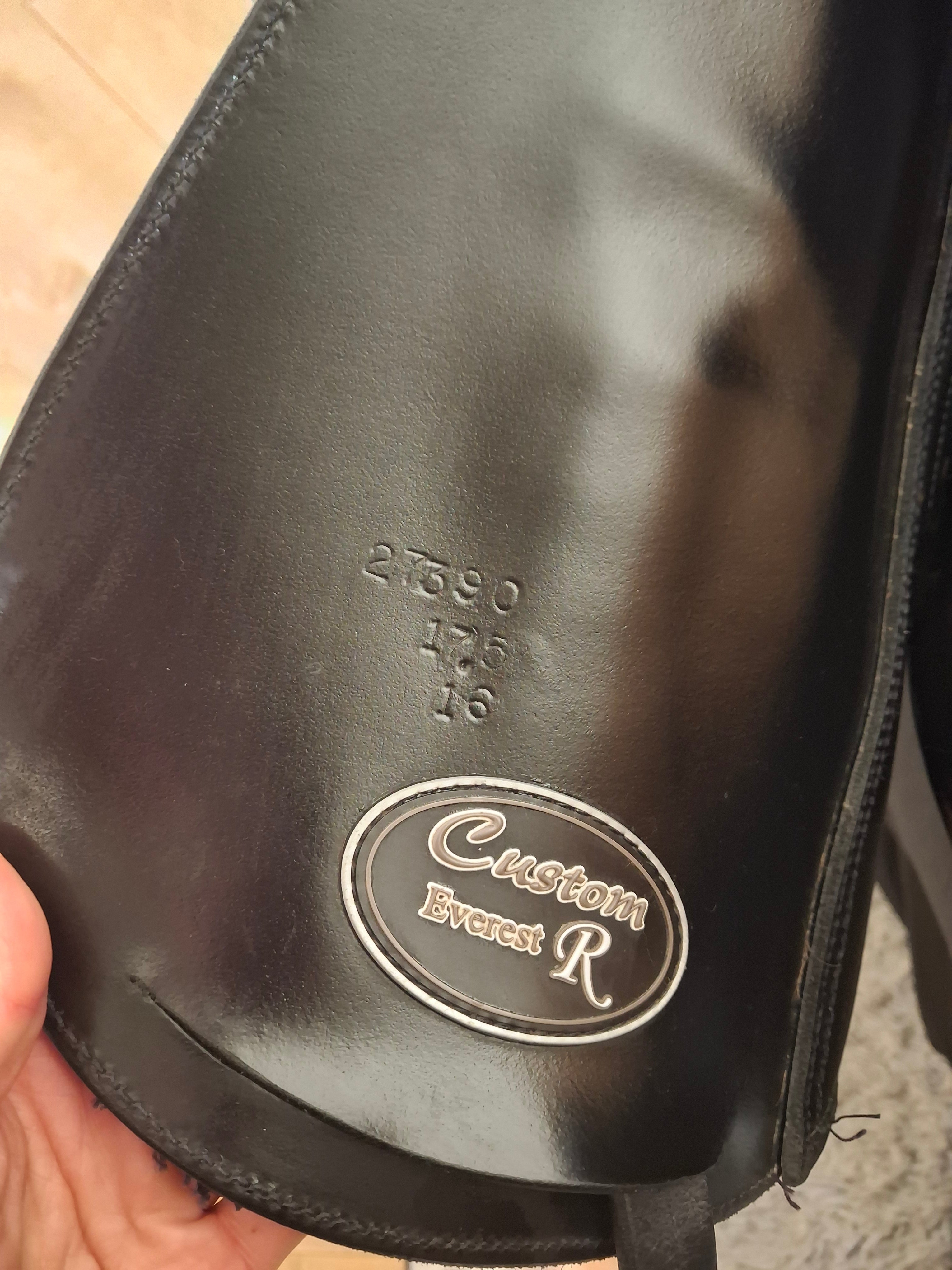 Used 17.5" Custom Everest R Dressage Saddle