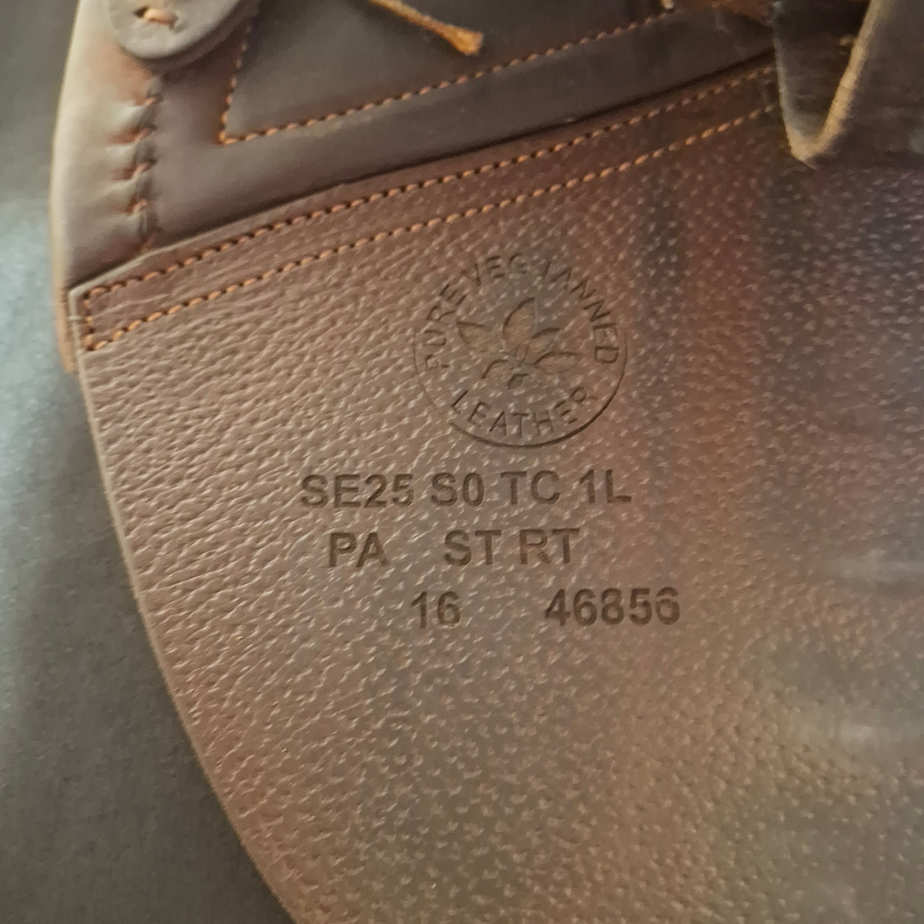 Used 16.5" CWD 2Gs SE25 Jump Saddle