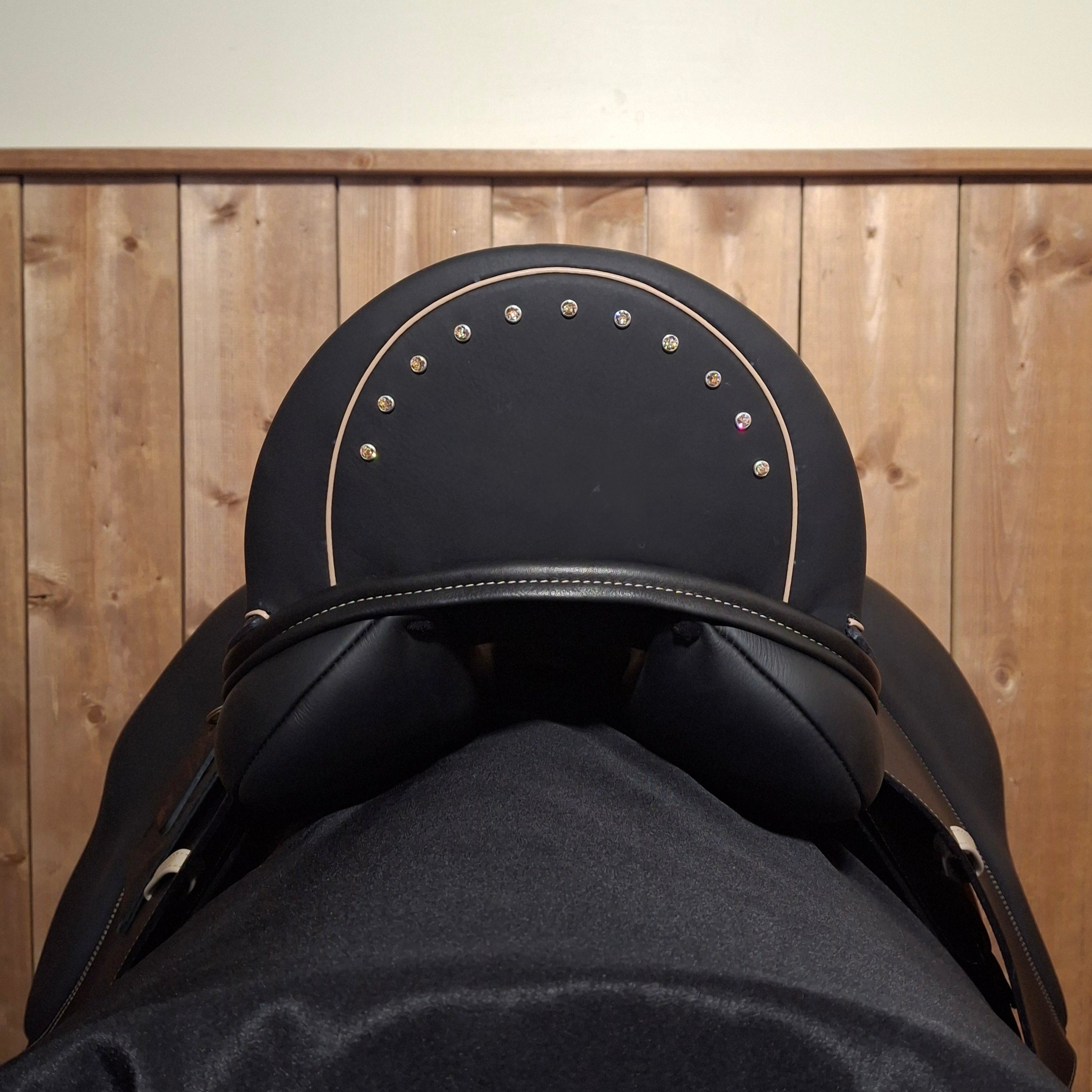 New 17.5" Loxley by Bliss Dressage LX Demo Saddle
