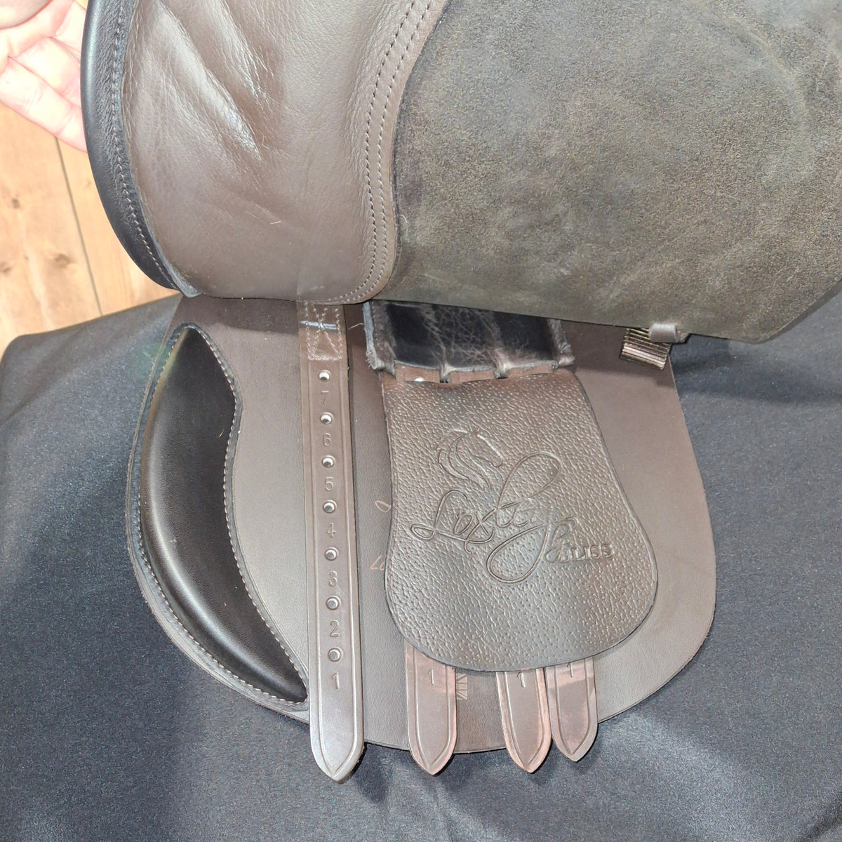 New 16.5" Loxley by Bliss AP/Jump Saddle