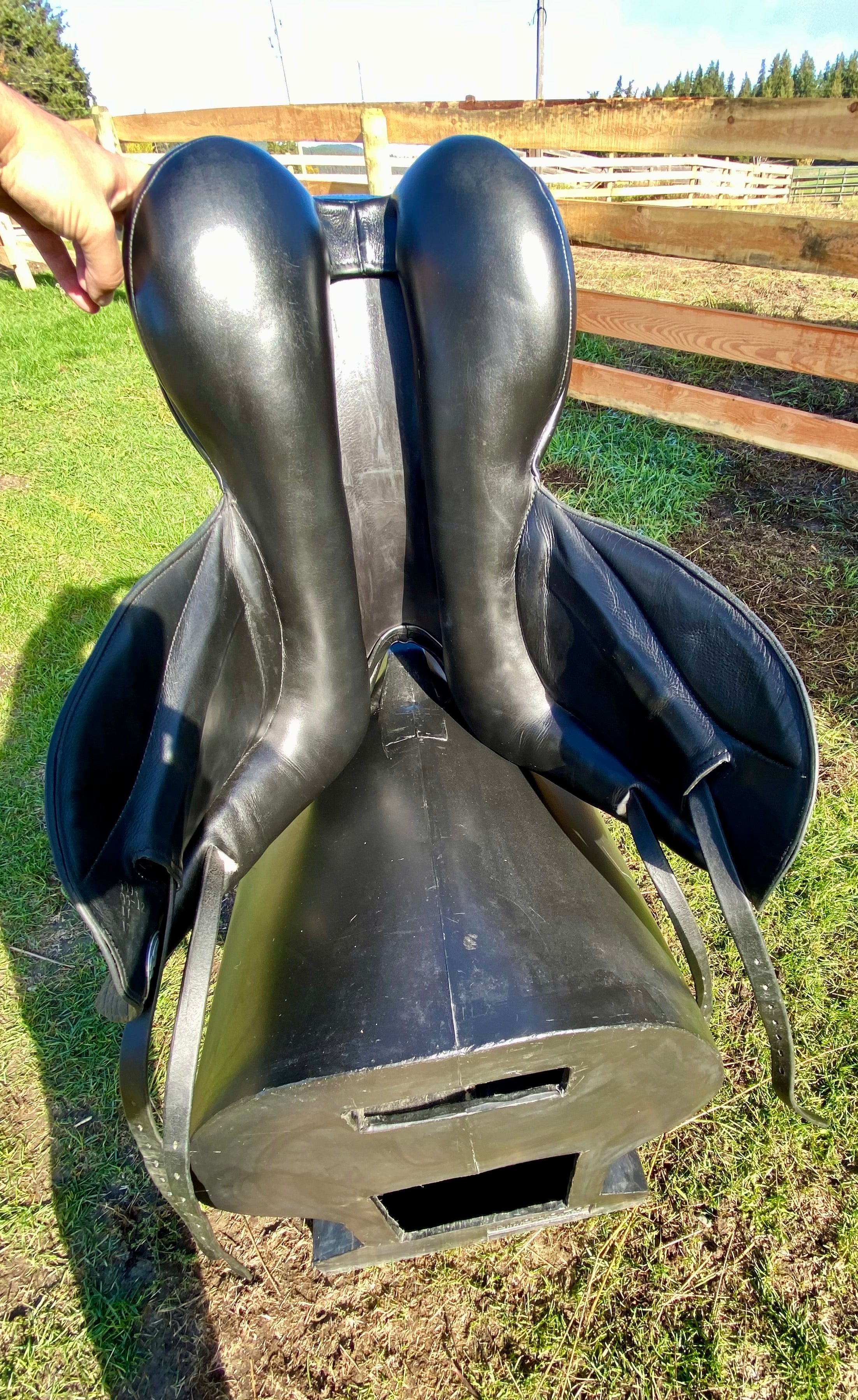 Used 17" Custom Icon Flight Dressage Saddle
