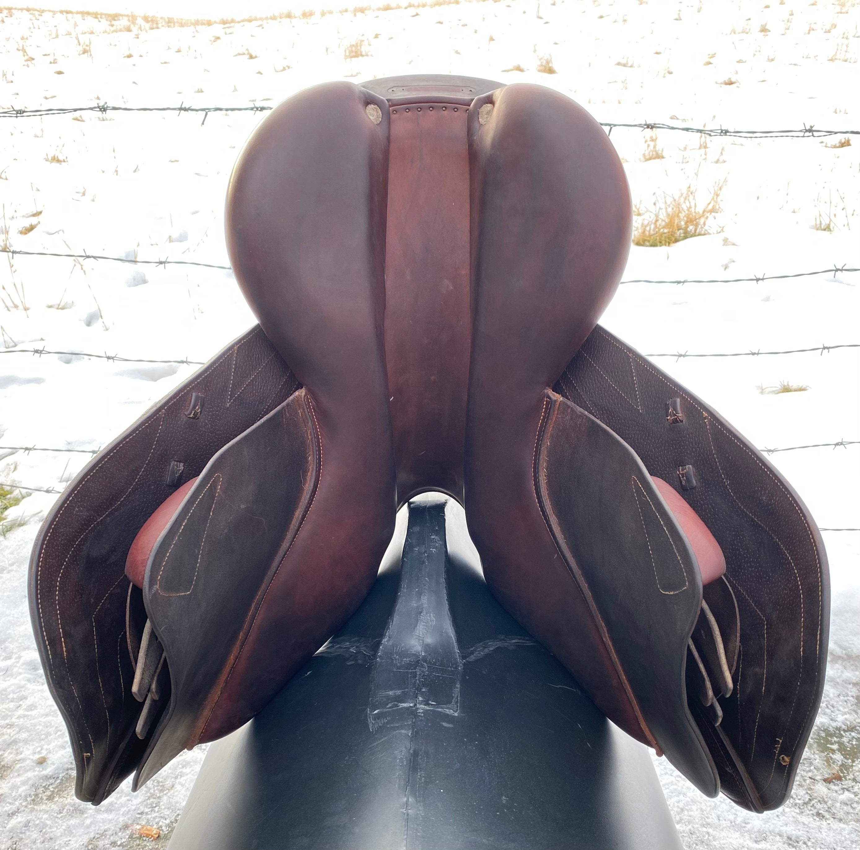 Used 16.5" CWD SE02 Jump Saddle