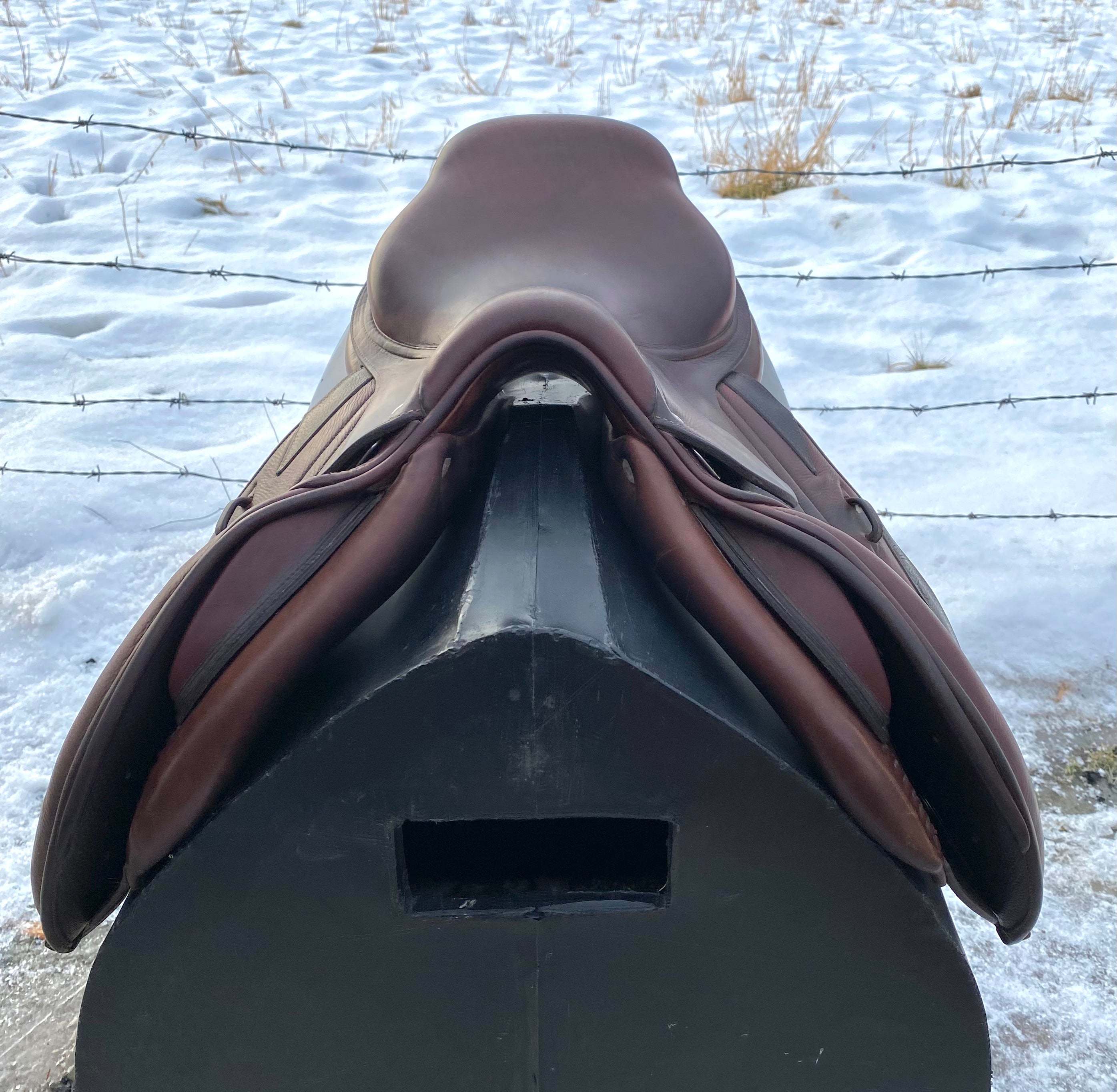 Used 16.5" CWD SE02 Jump Saddle