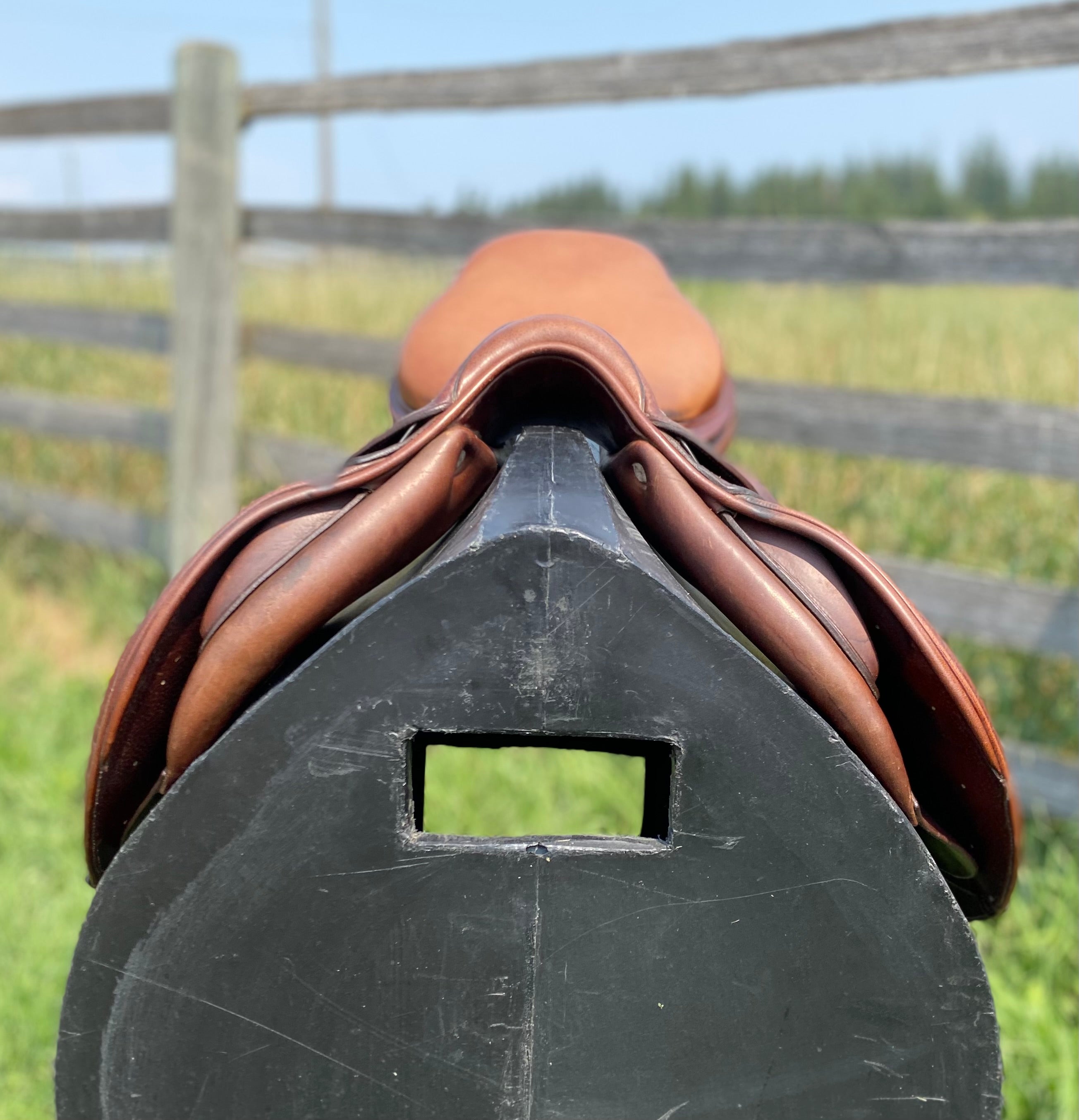 Used 17" CWD Jump Saddle