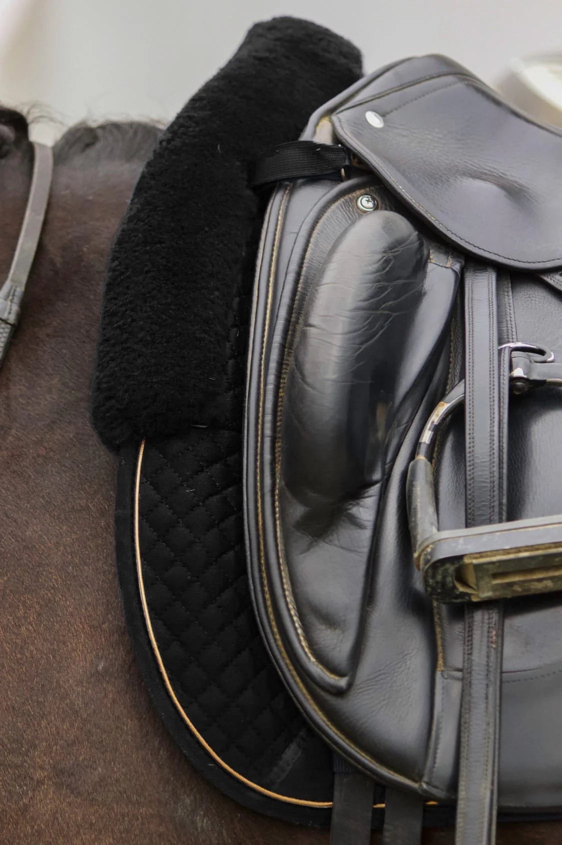Leveza Limited Sheepskin Pad