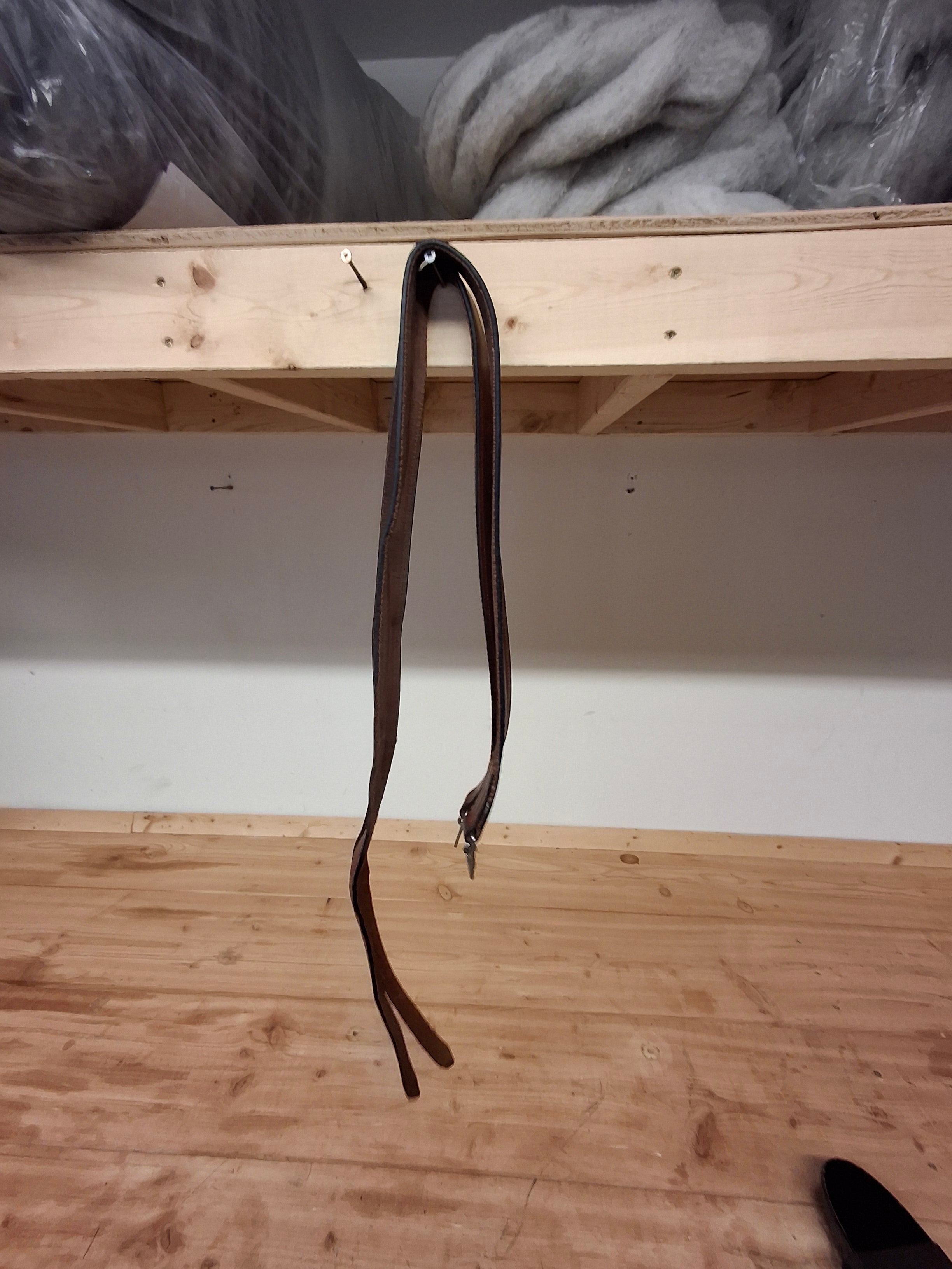 Medium Brown Stirrup Leathers - 53"