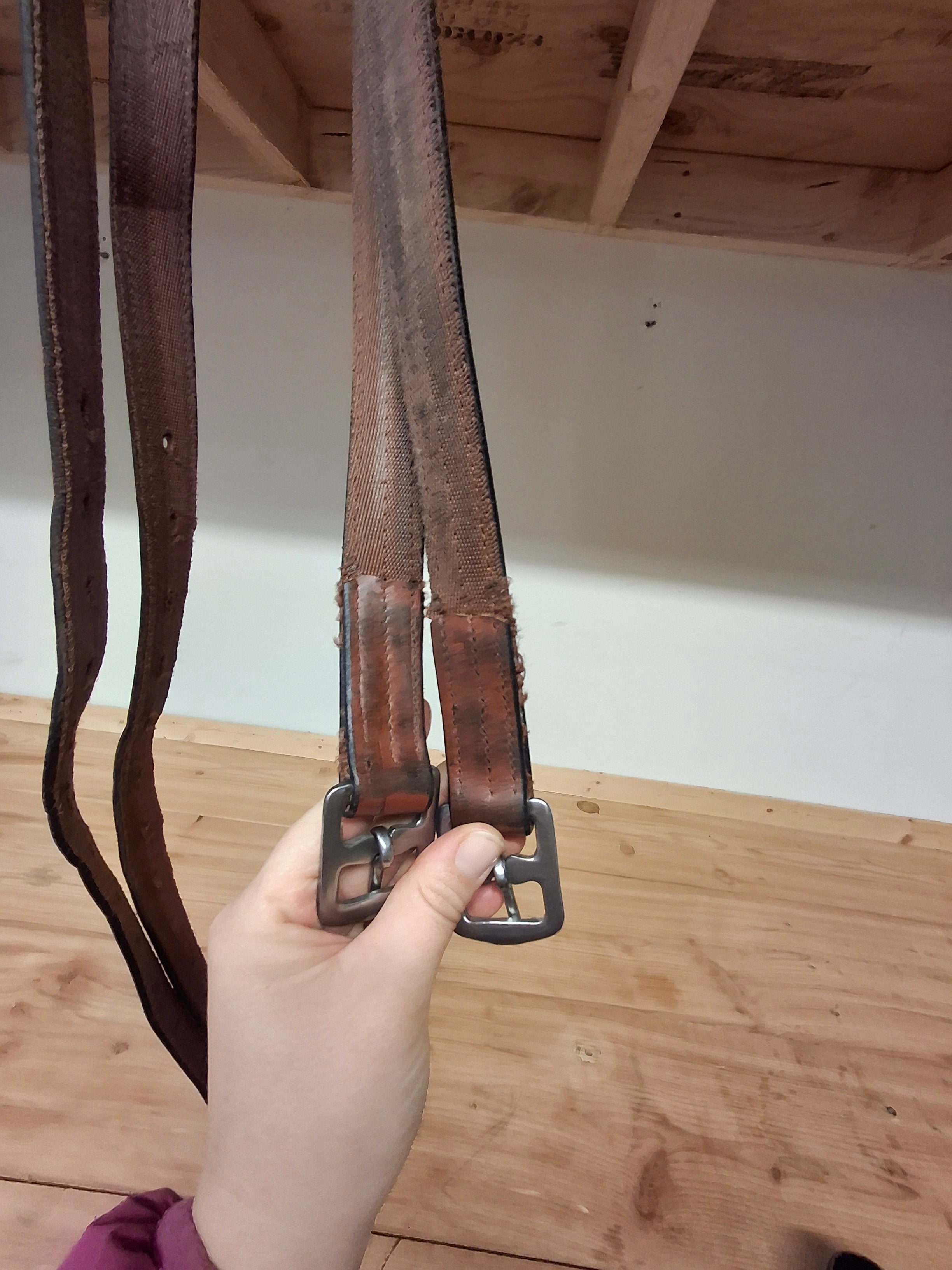 Medium Brown Stirrup Leathers - 53"