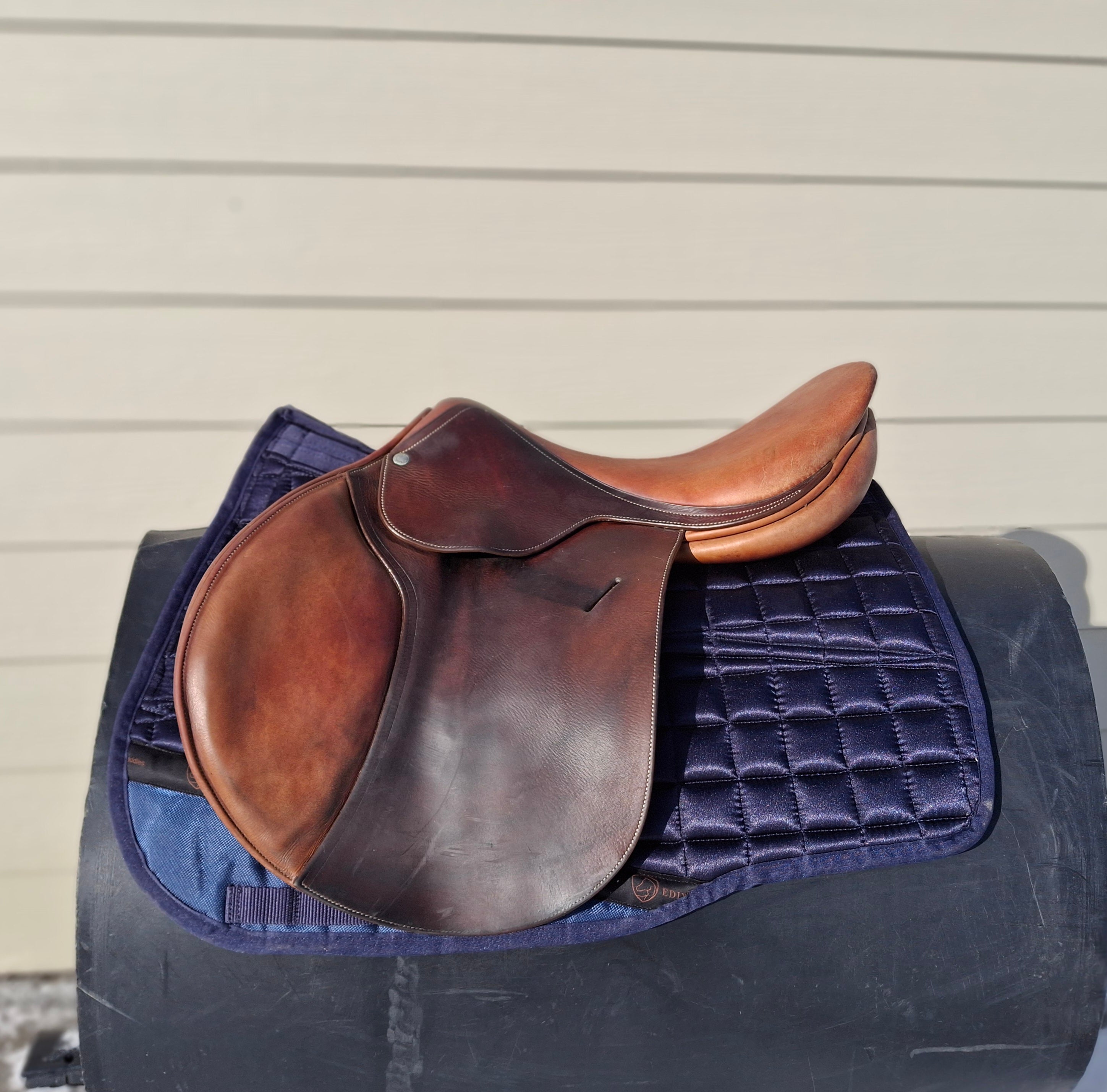 Used 17" Butet Jump Saddle