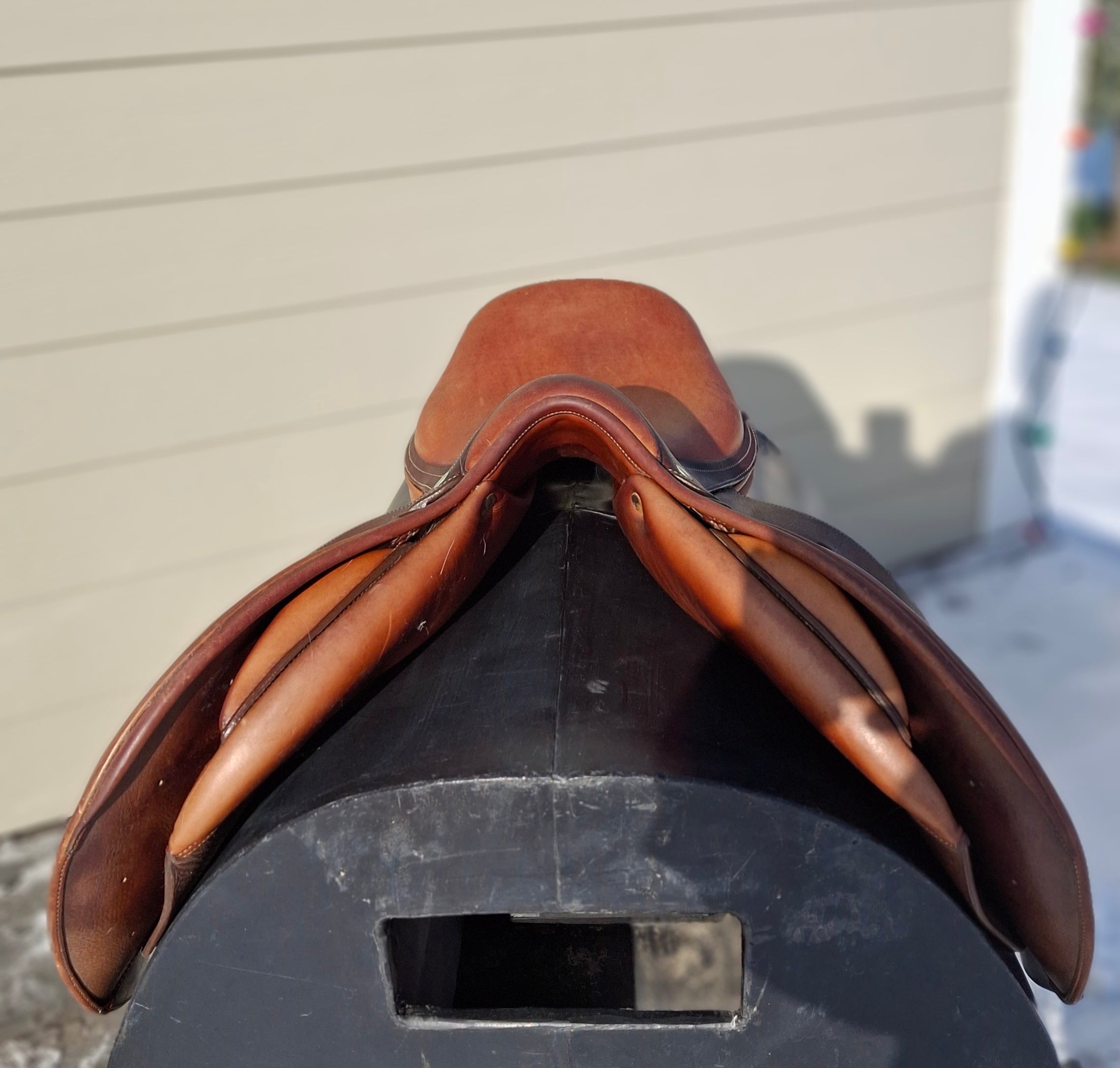 Used 17" Butet Jump Saddle