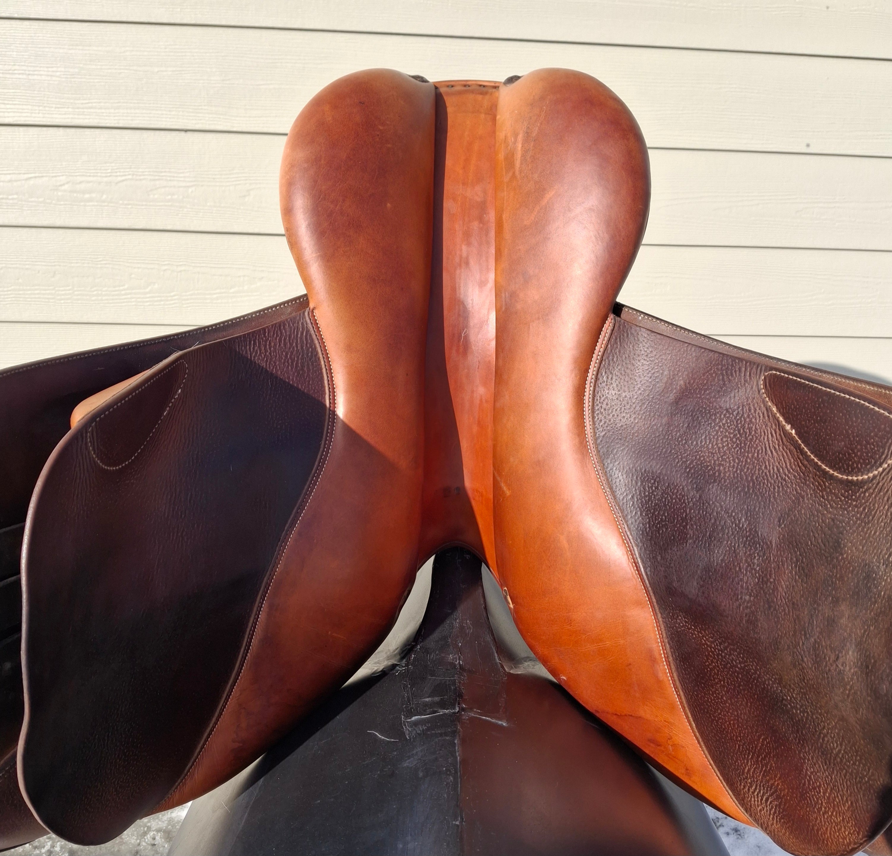 Used 17" Butet Jump Saddle