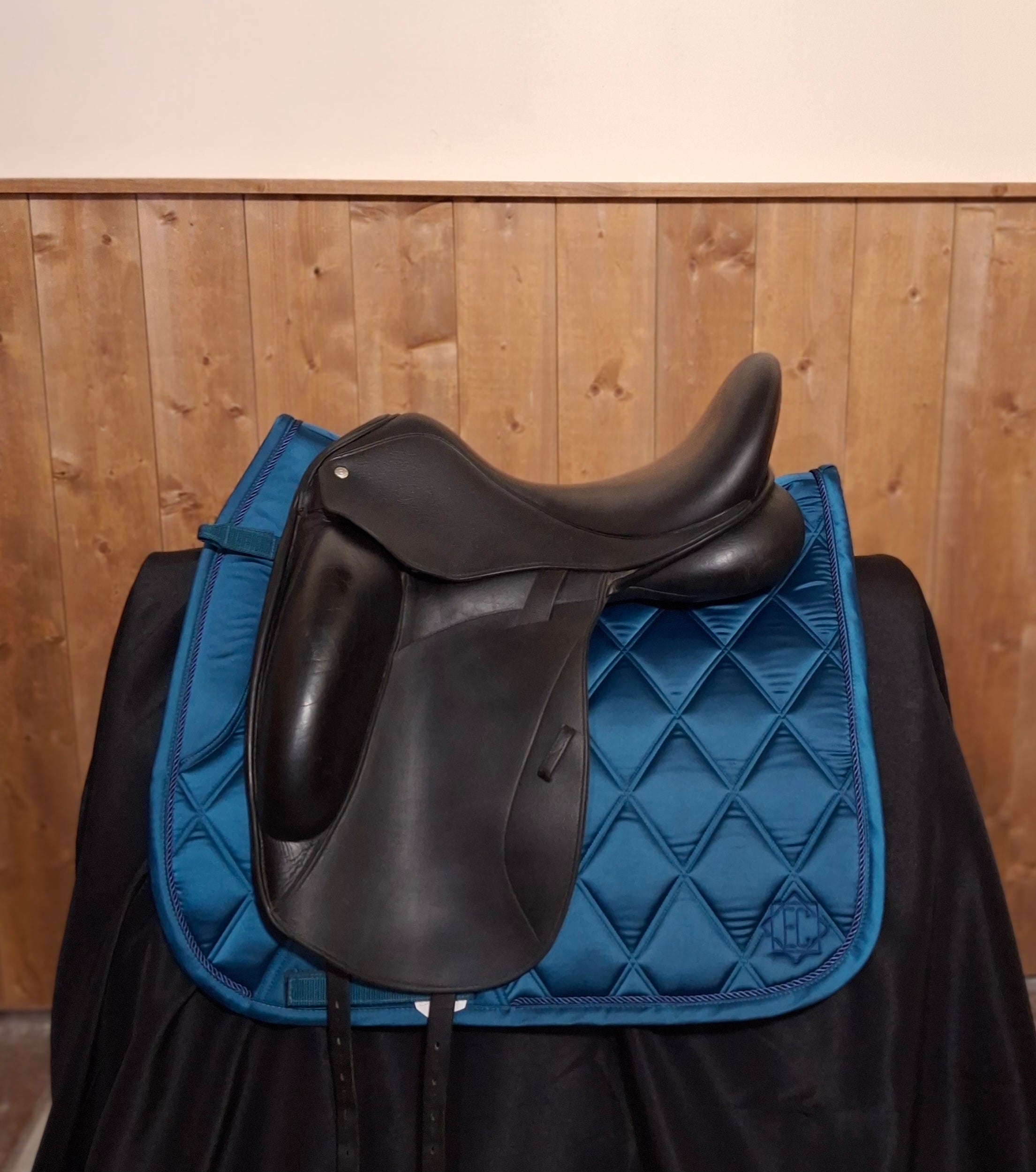 Custom Icon Star 18" Dressage Saddle