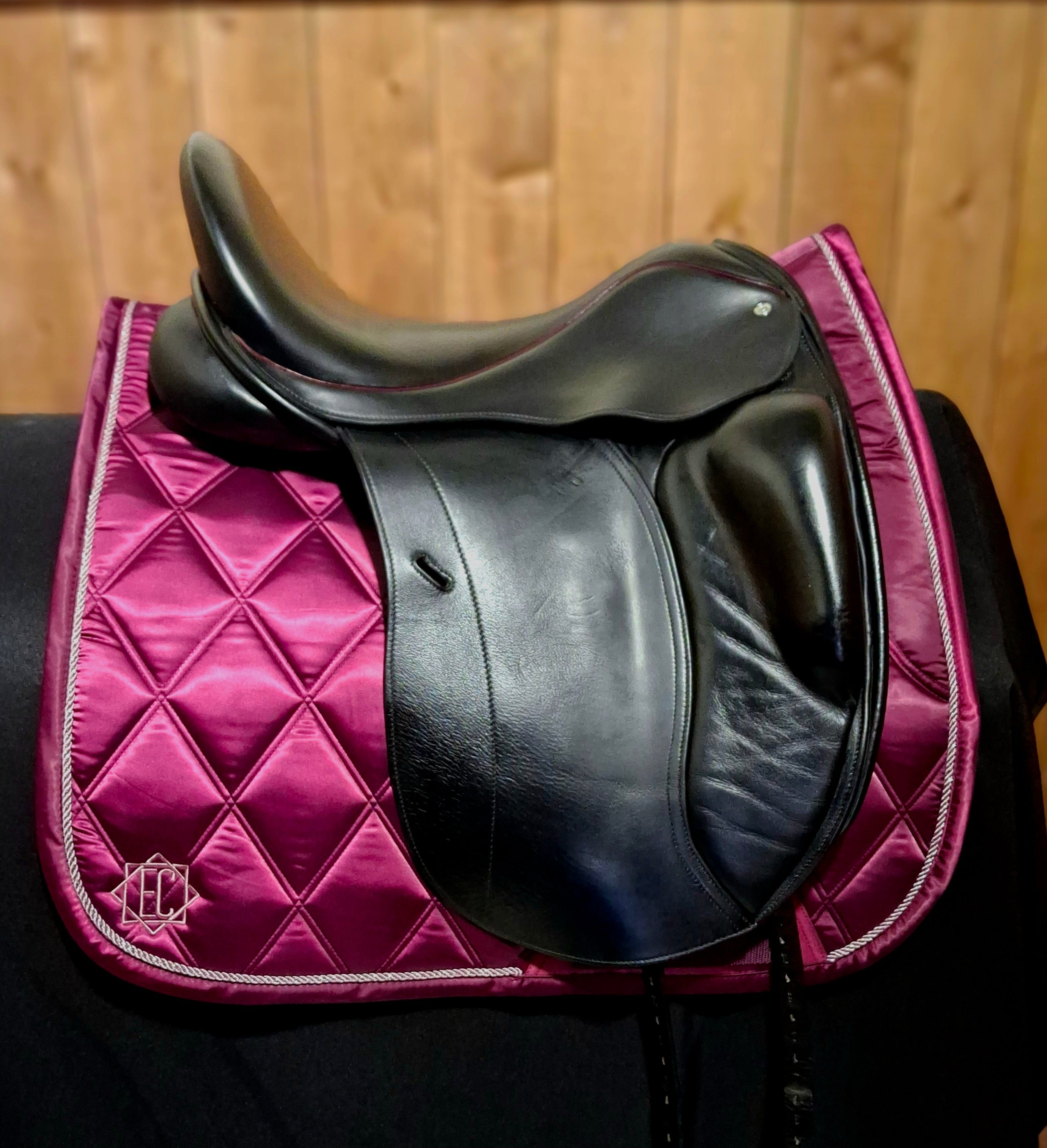 Used 18.5" Loxley by Bliss of London Dressage Monoflap Saddle