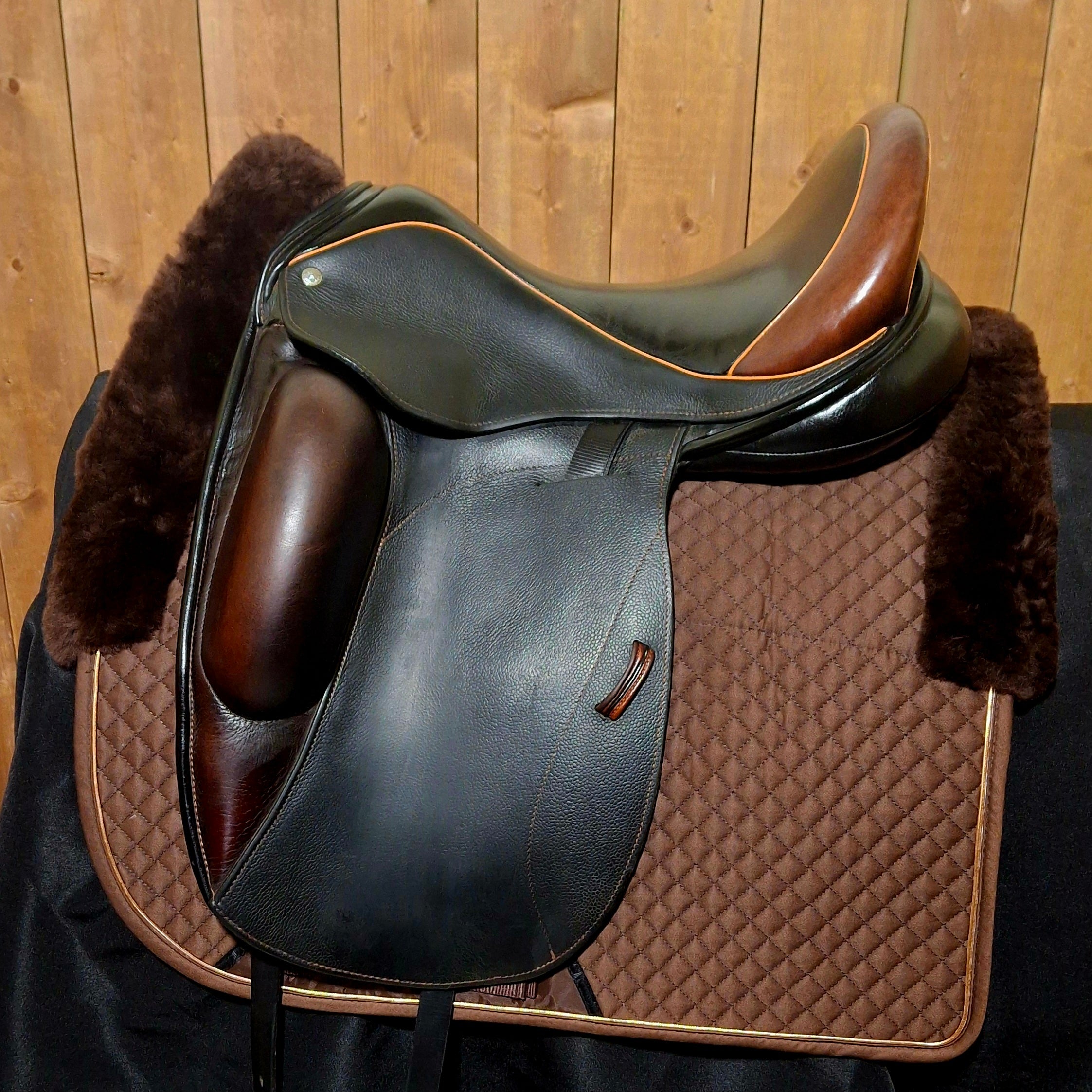 Used 17" Custom Icon Flight Dressage Saddle