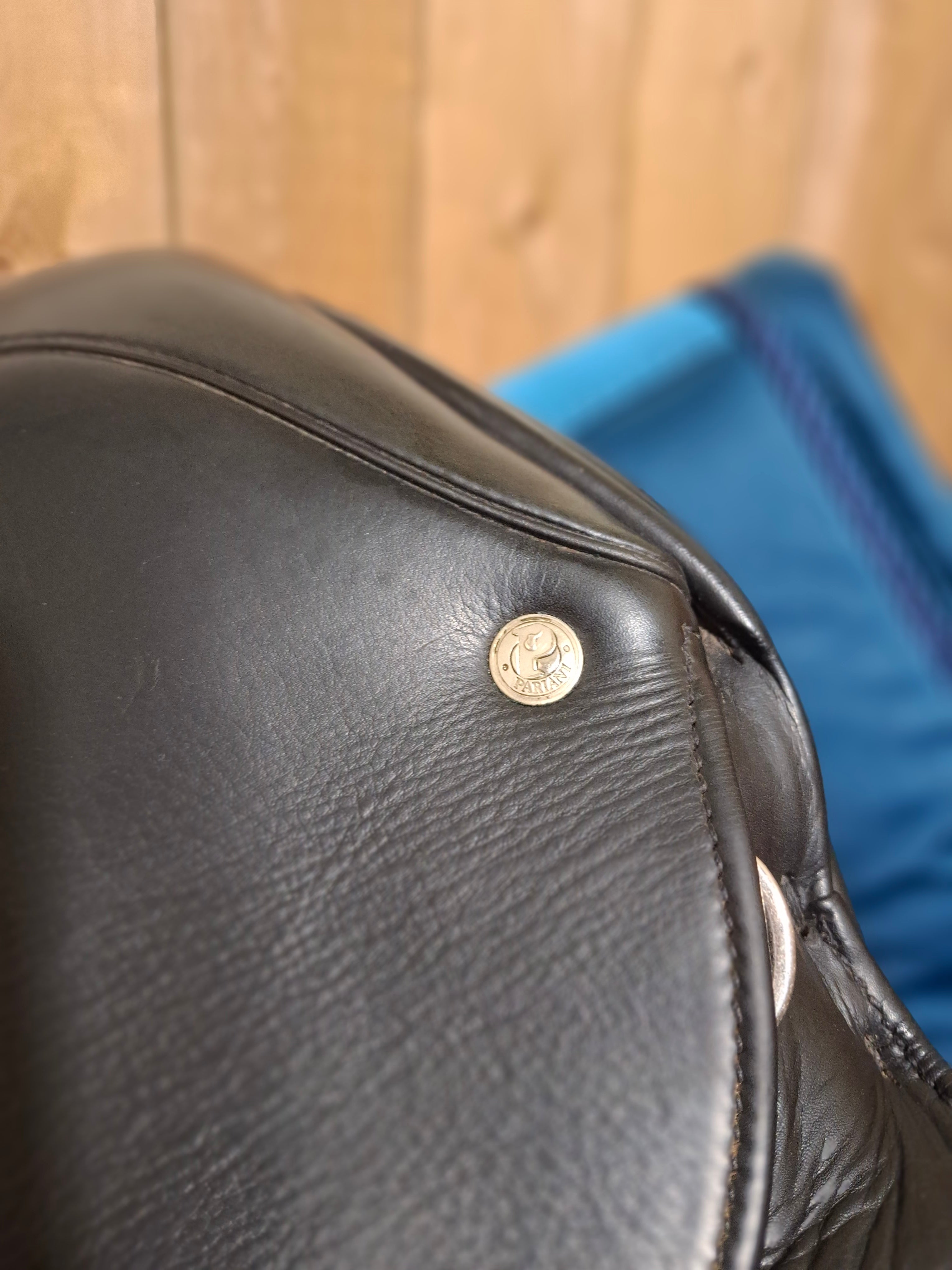 Used 19" Pariani Dressage Saddle