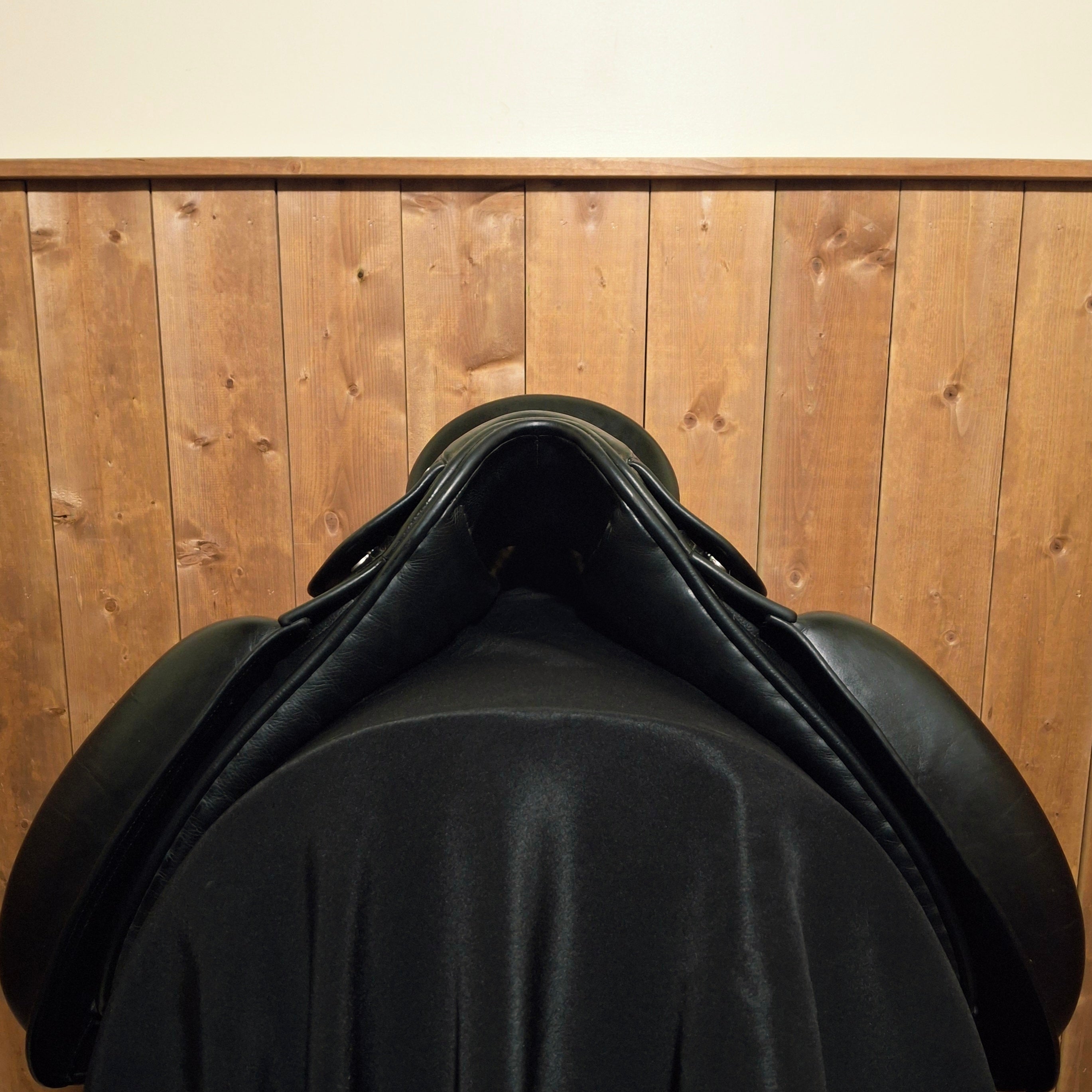 Used 17" County Fusion Dressage Saddle