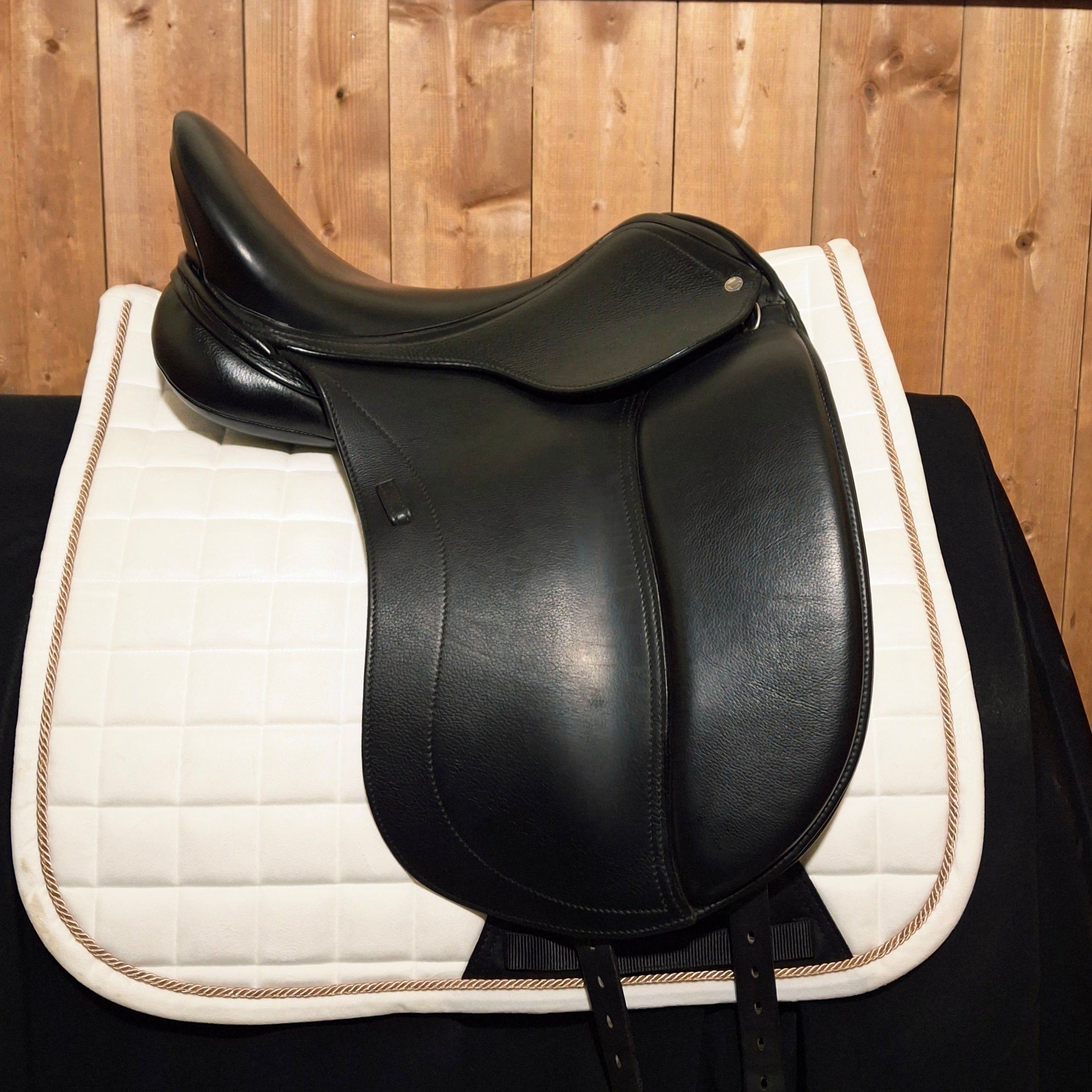 Used 17.5" Schleese HK Dressage Saddle