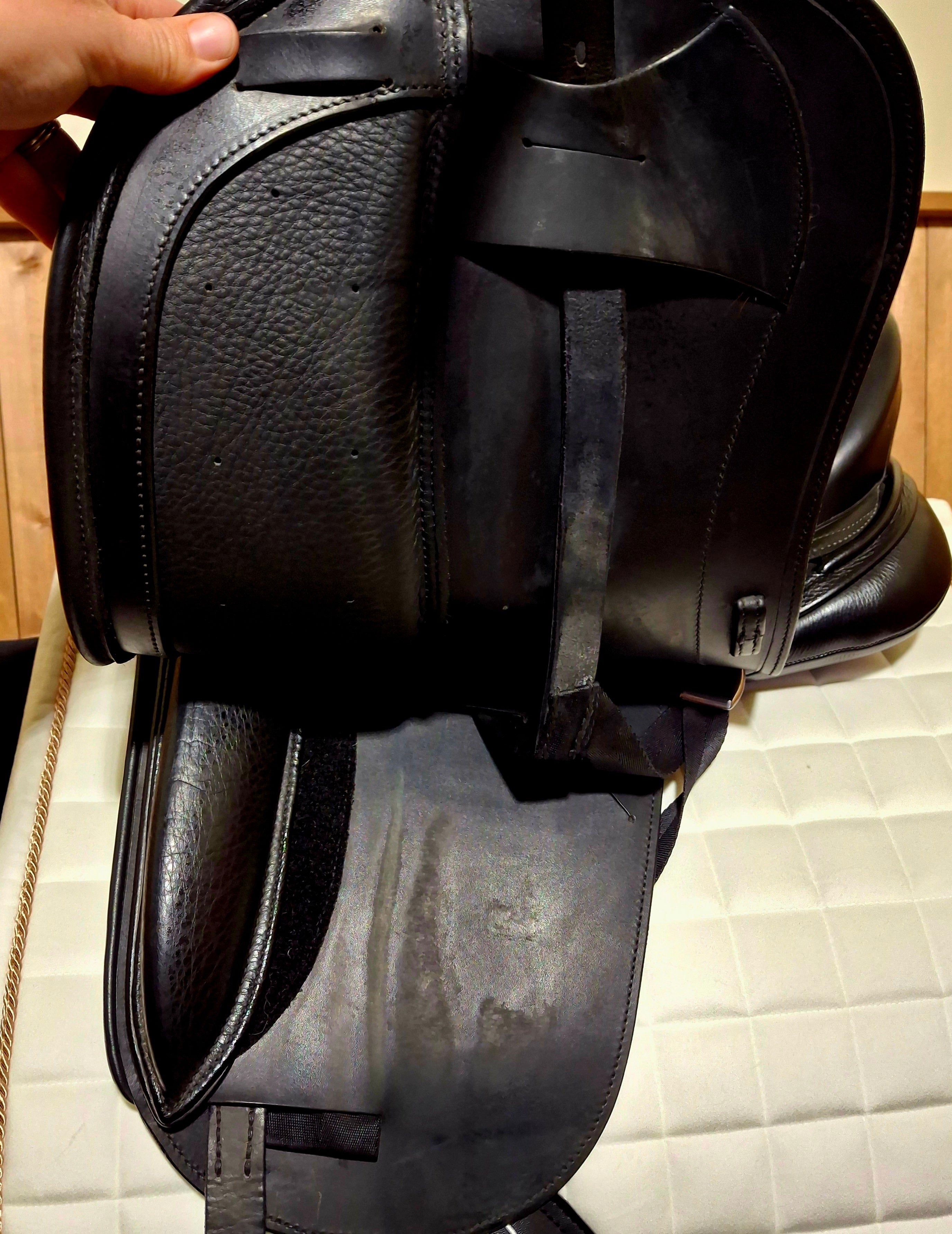 Used 17.5" Schleese HK Dressage Saddle
