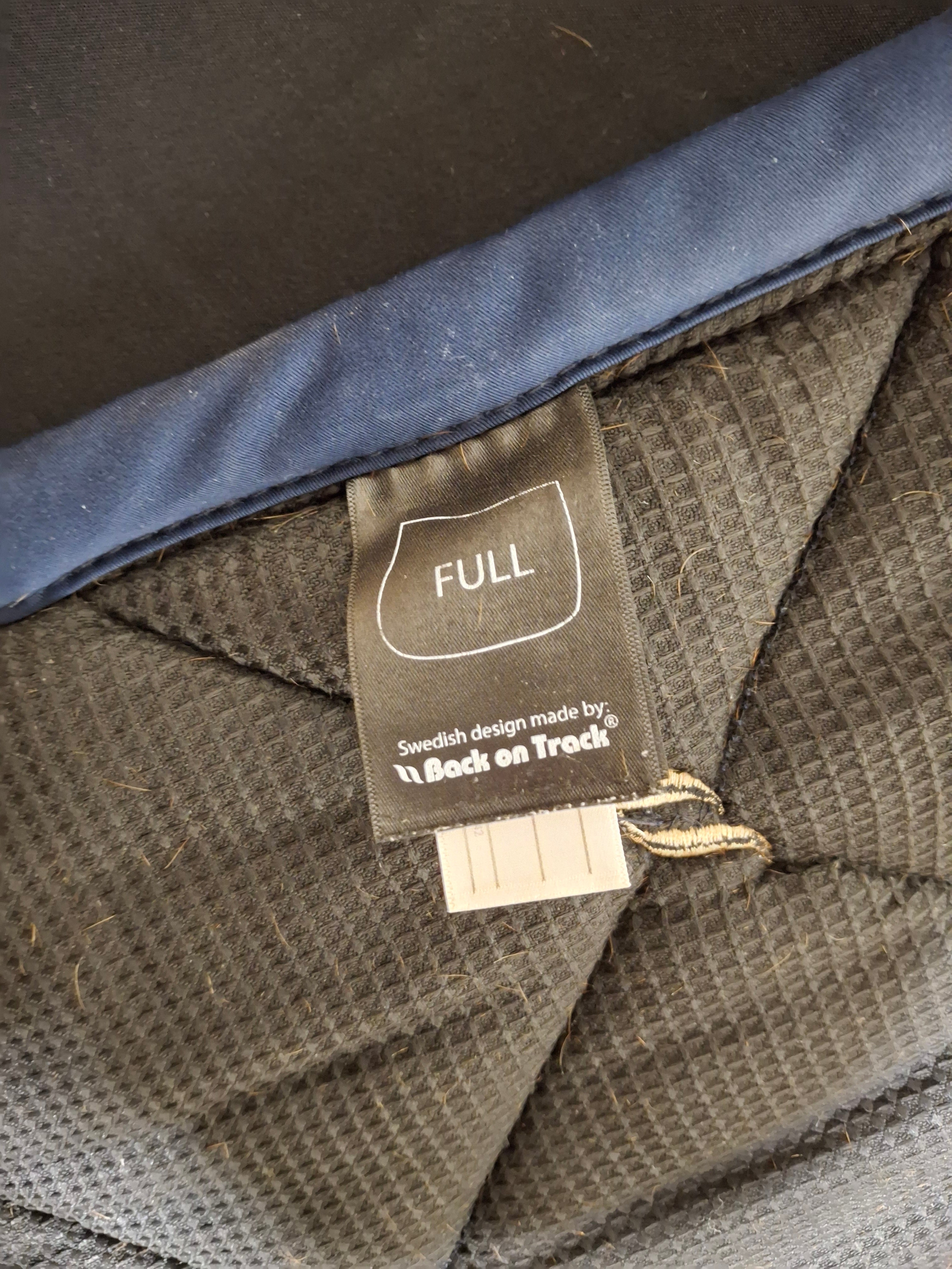 Used Back On Track Nights Collection Saddle Pad & Ear Bonnet Set