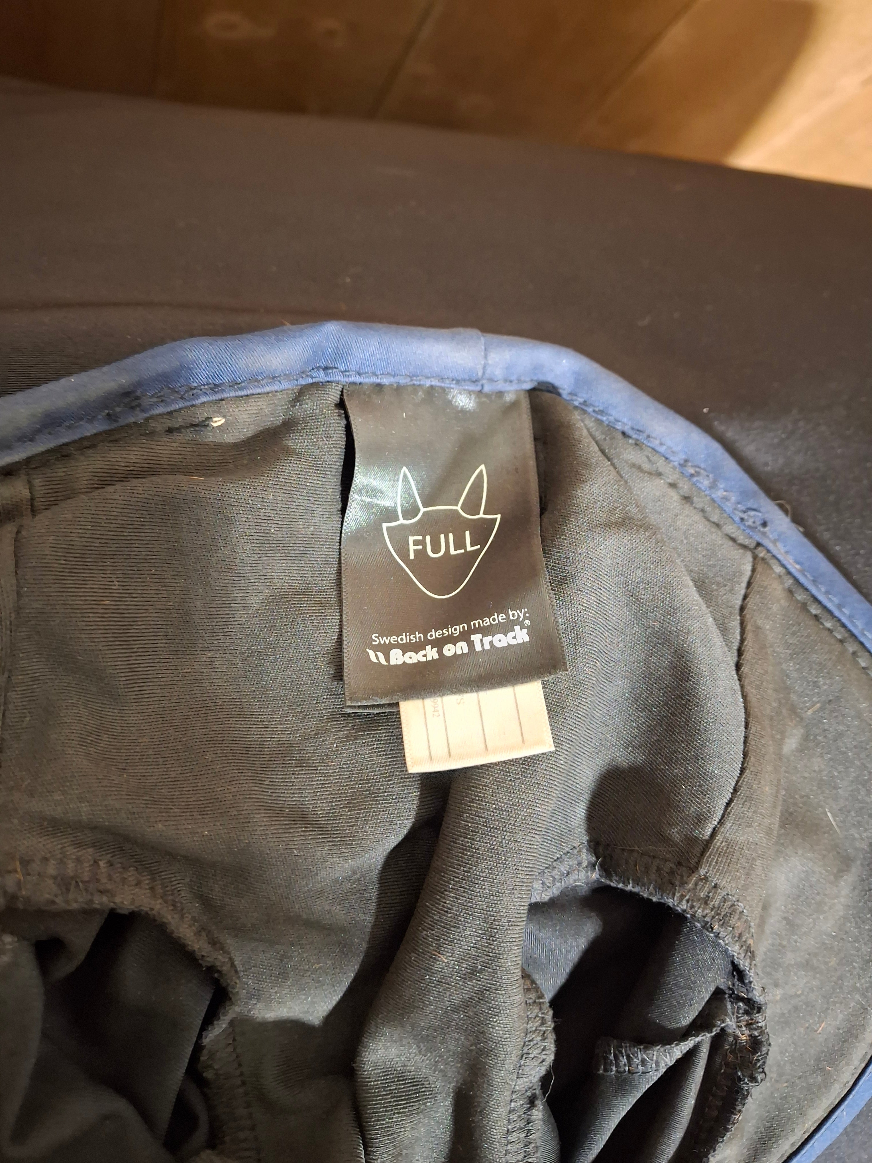 Used Back On Track Nights Collection Saddle Pad & Ear Bonnet Set