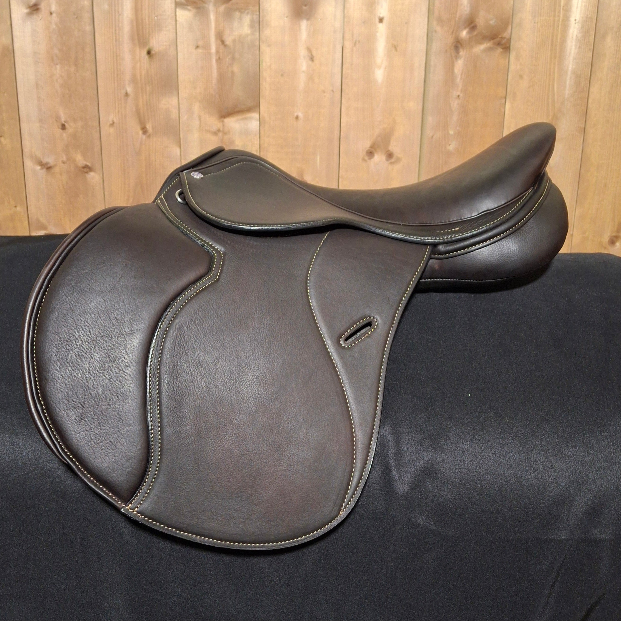 New Cavaletti Collection Covered Jump Saddle