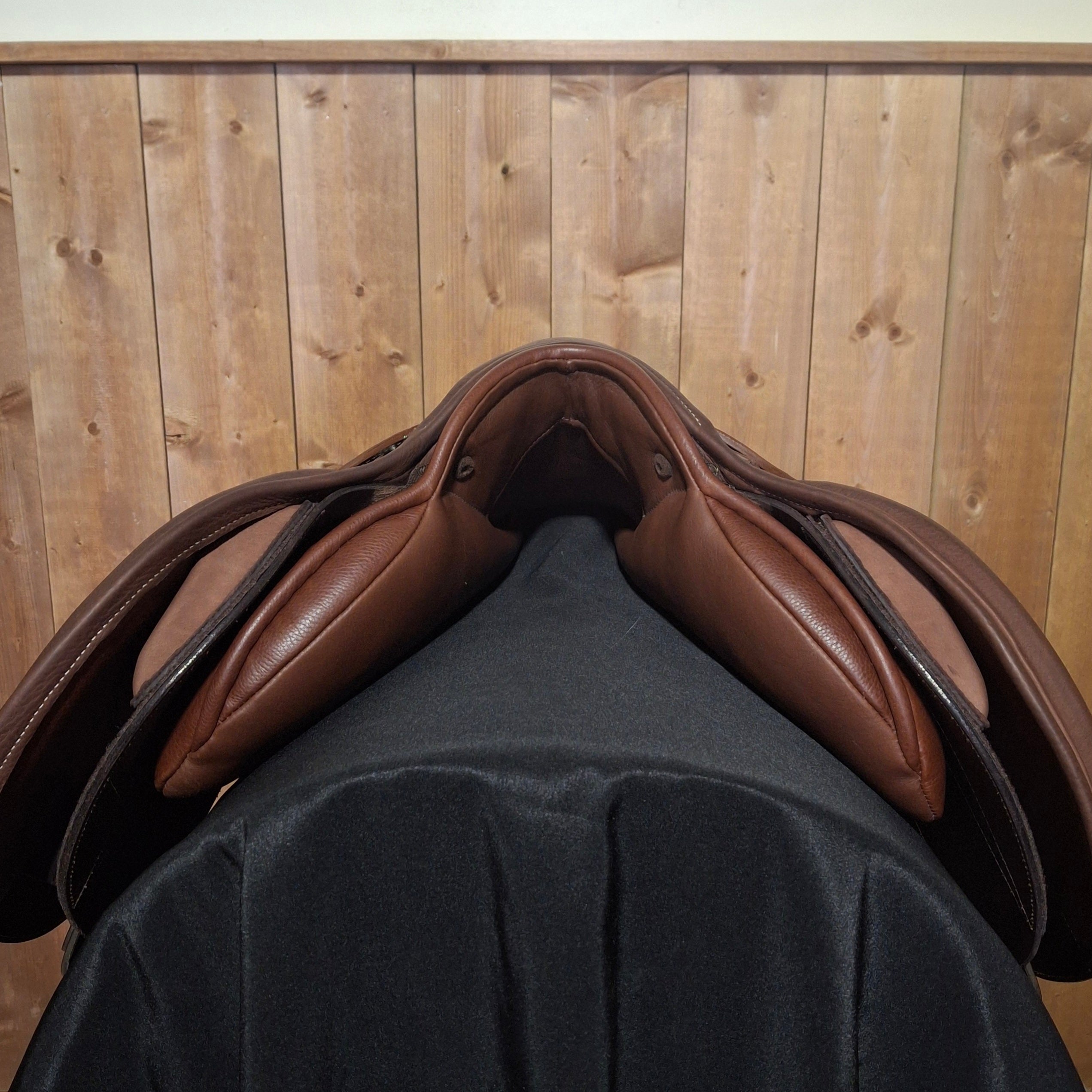 New 17" Loxley by Bliss Hunter Jump Deluxe Demo Saddle