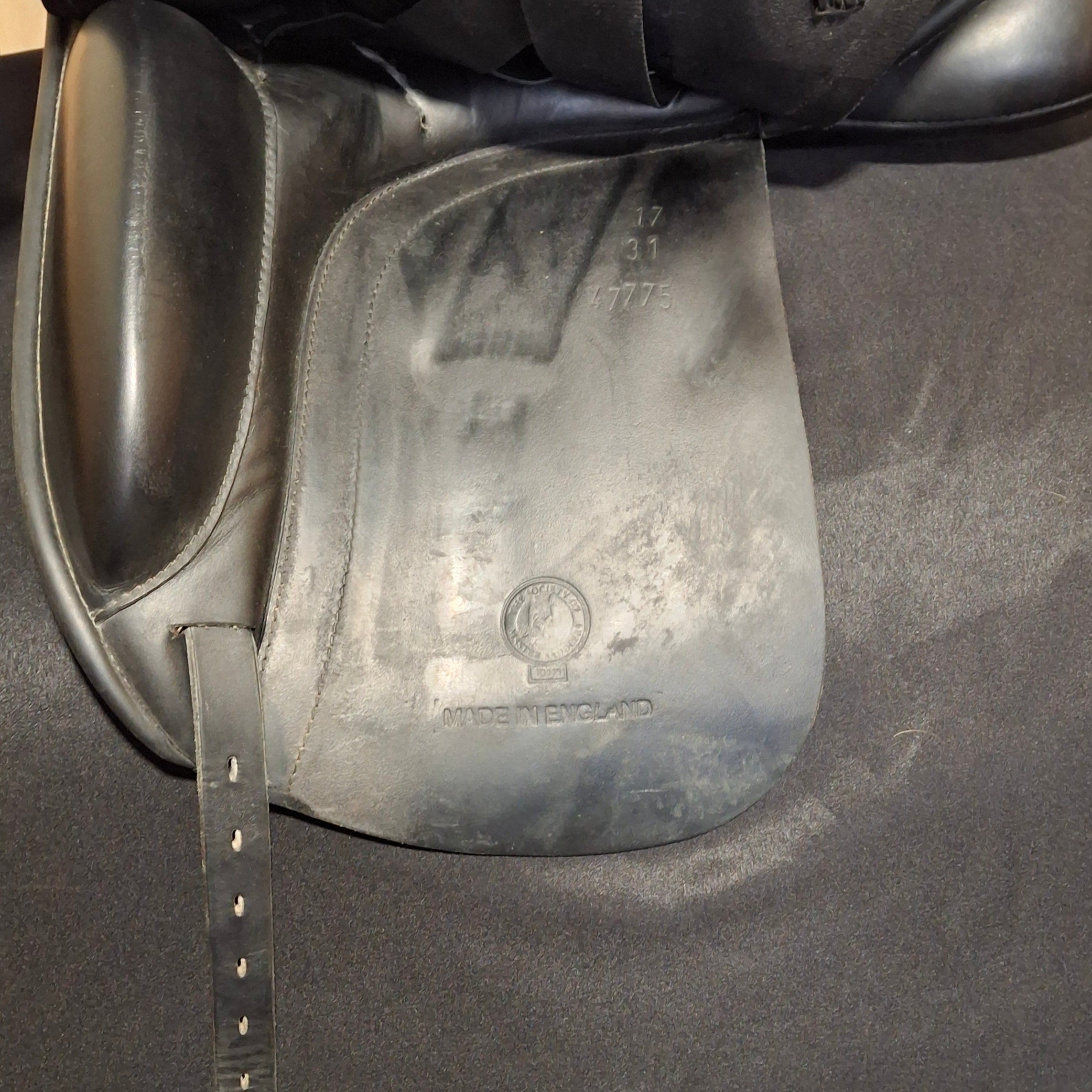 Used 17" NSC Connaisseur Dressage Saddle