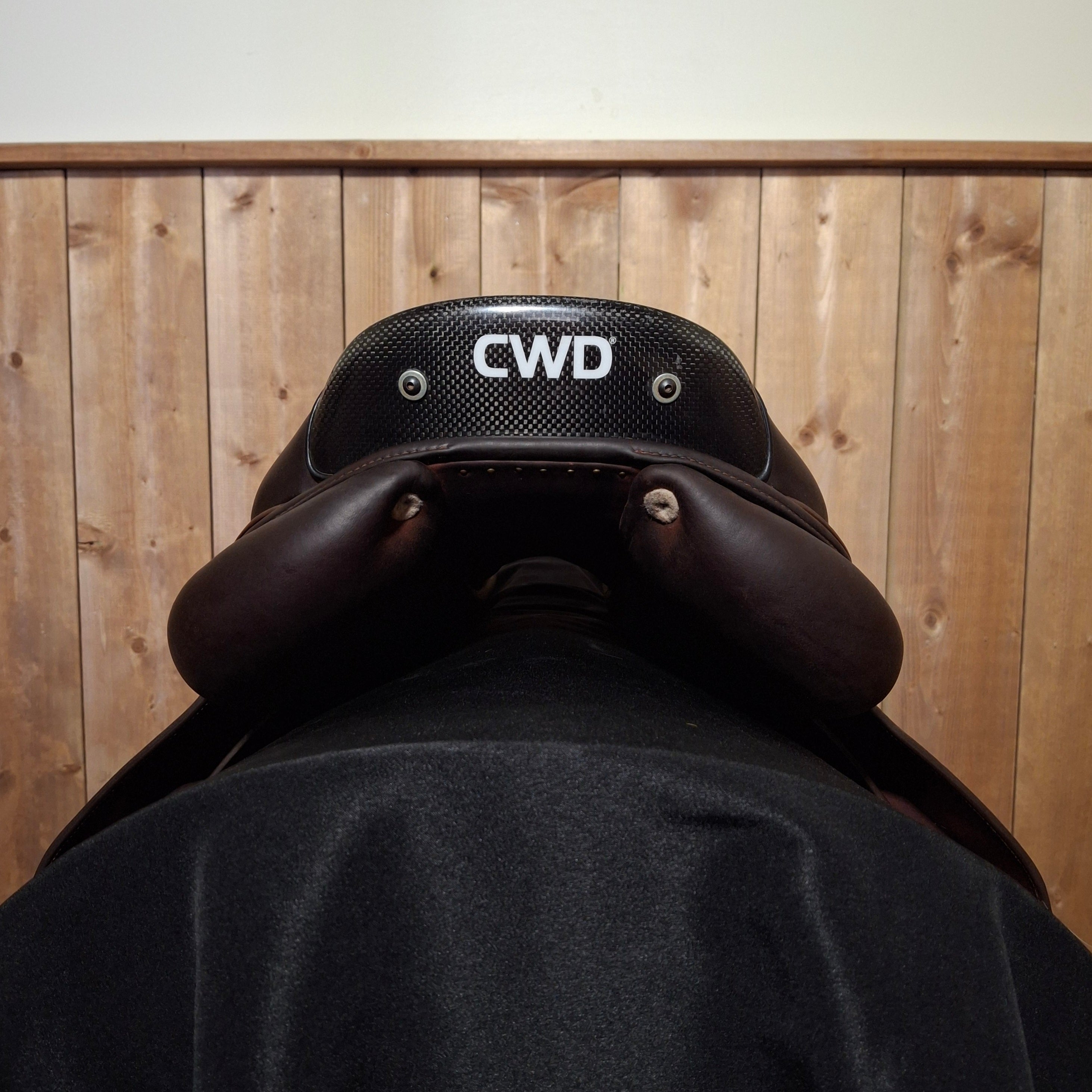 Used 16.5" CWD 2Gs SE25 Jump Saddle