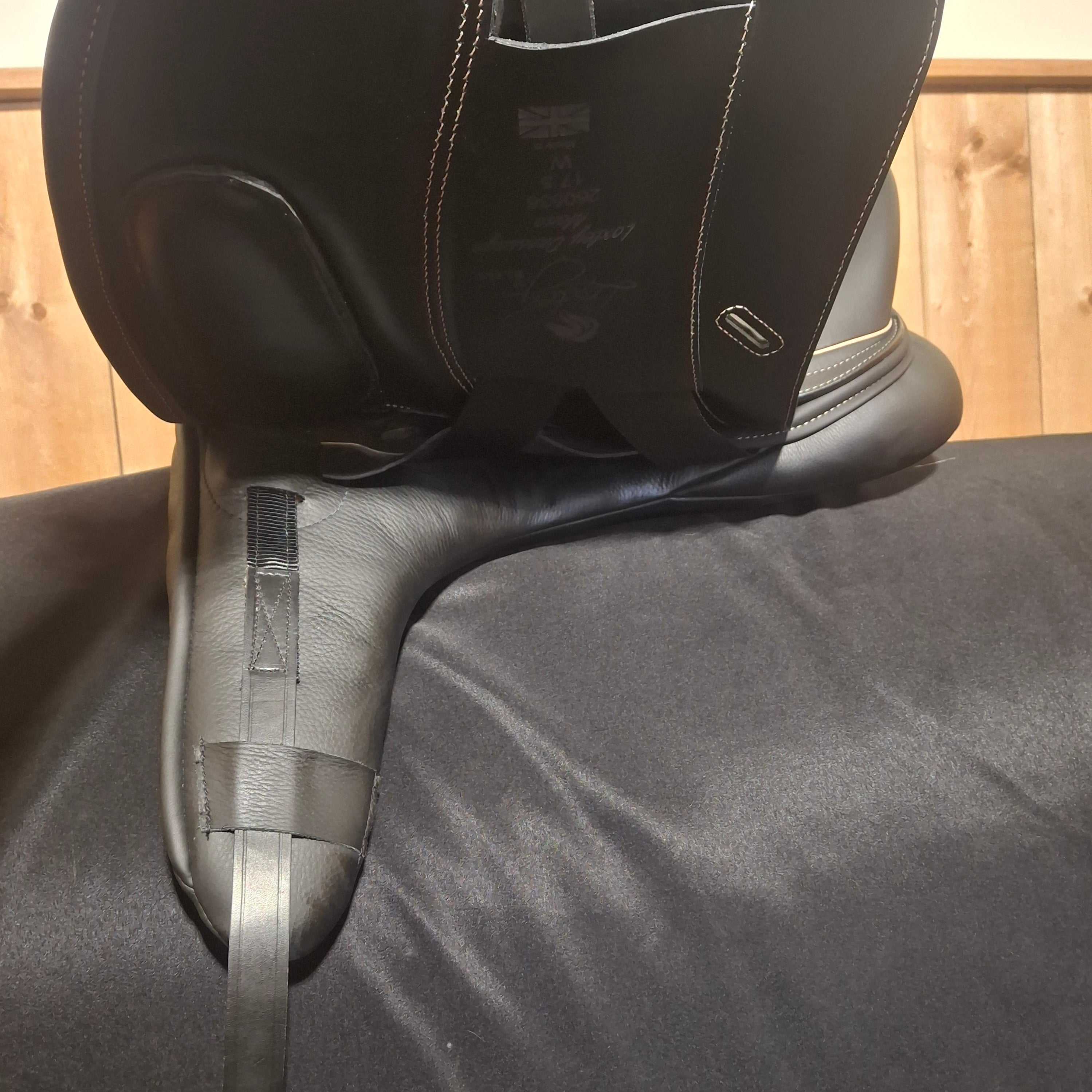 New 17.5" Loxley by Bliss Dressage Monoflap Demo Saddle