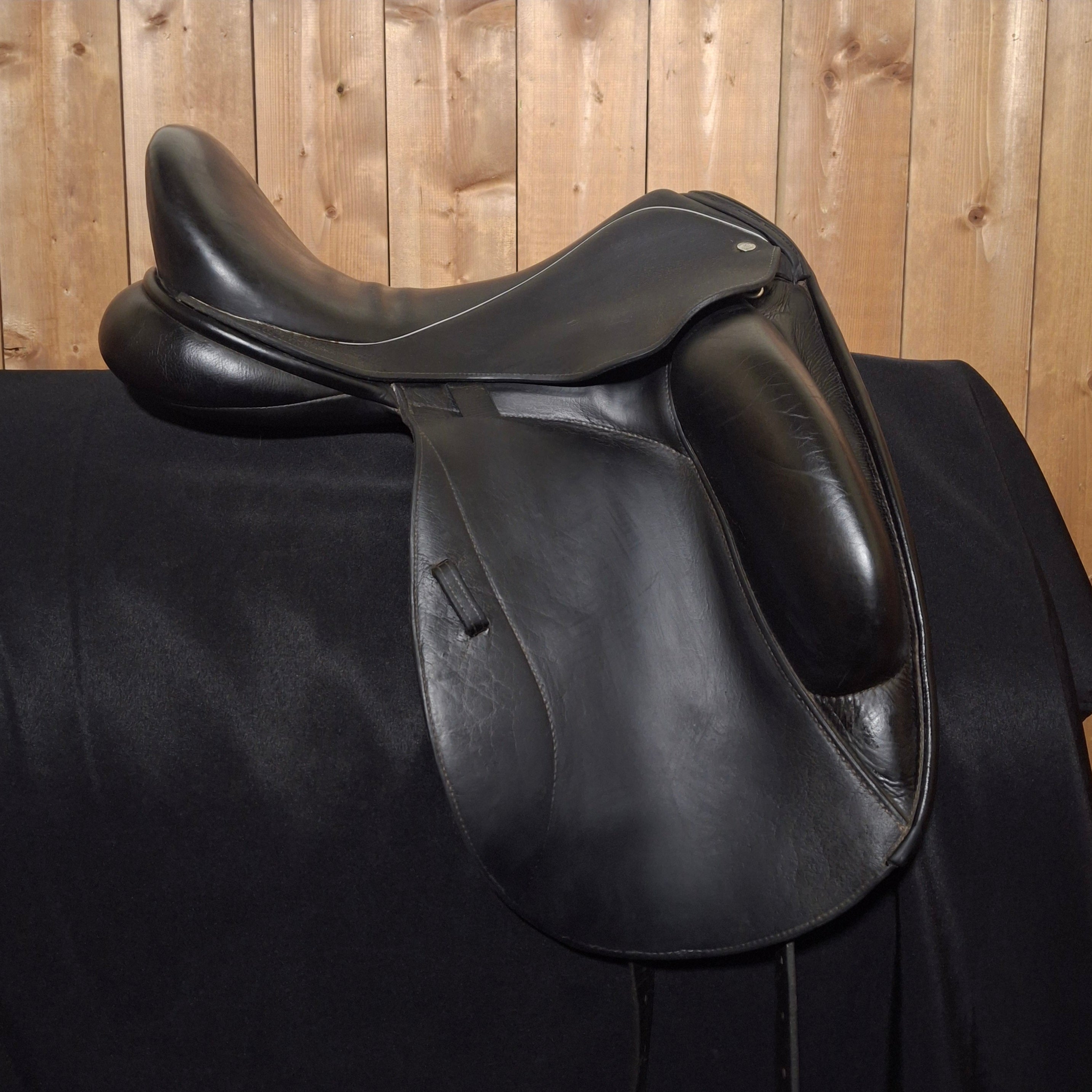 Used 17" Custom Icon Flight Dressage Saddle