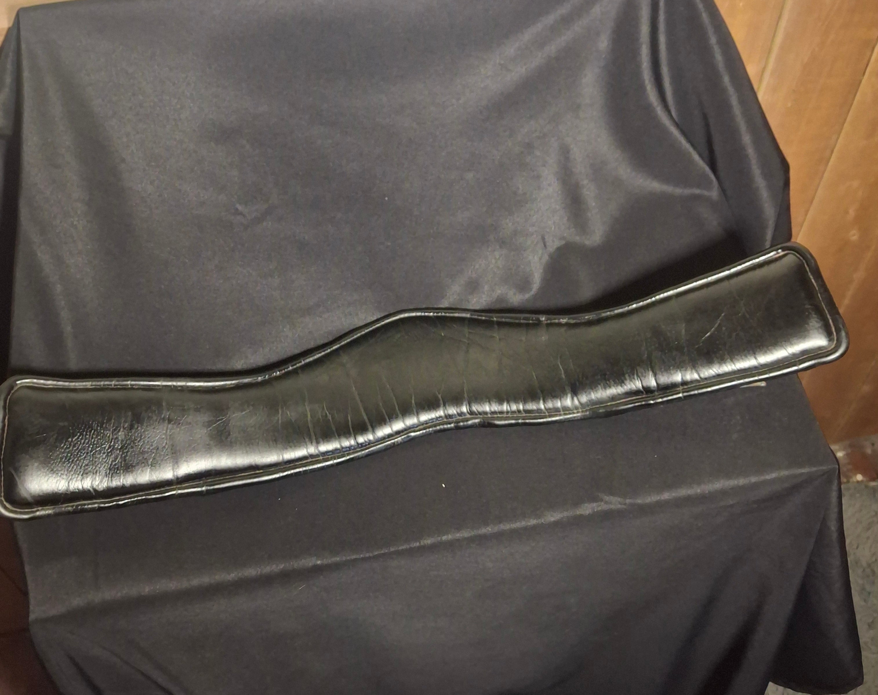 Used 24" Bliss of London Anatomical Soft Dressage Girth