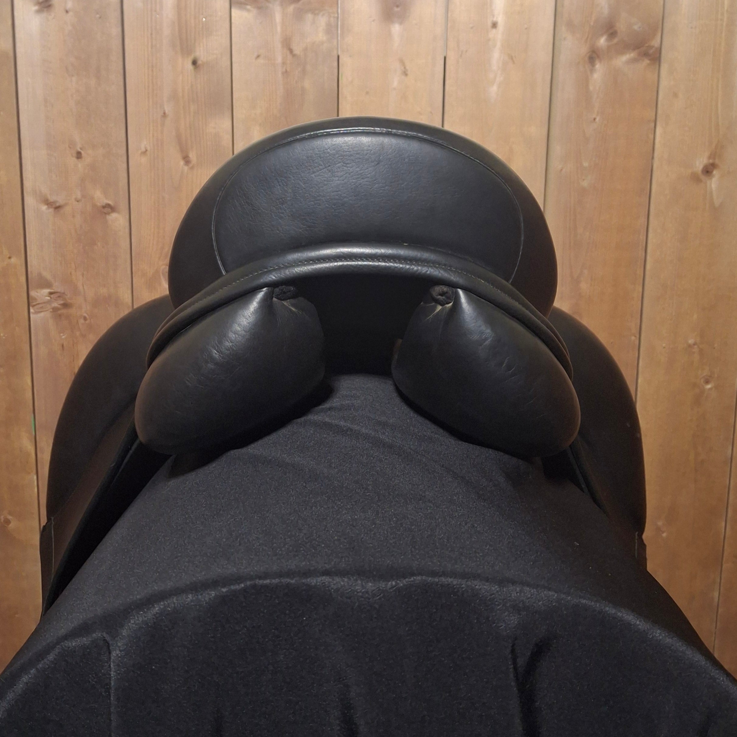 Used 17" Tech 1 All-Purpose Saddle