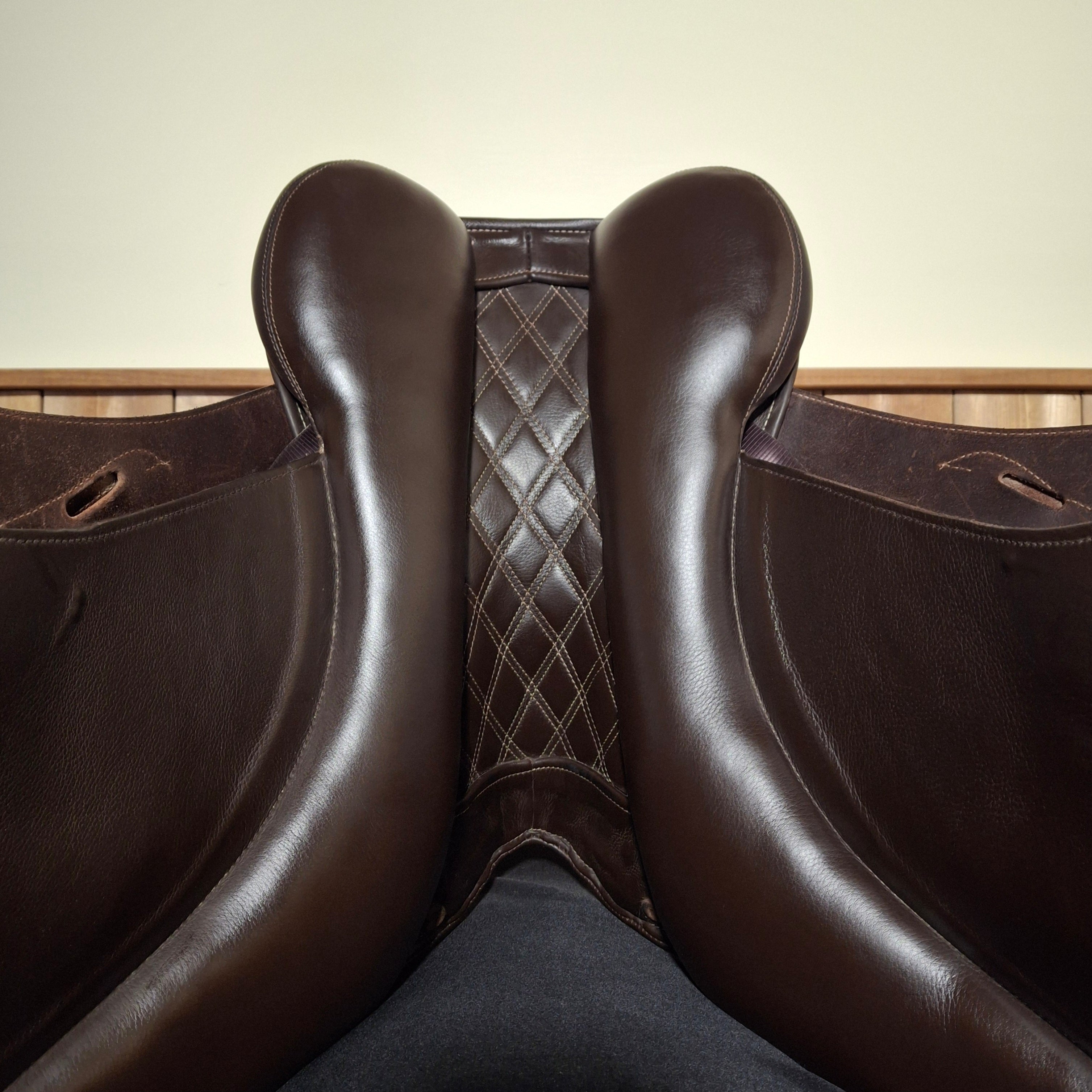 Used 17" Bliss of London Regency Jump Saddle