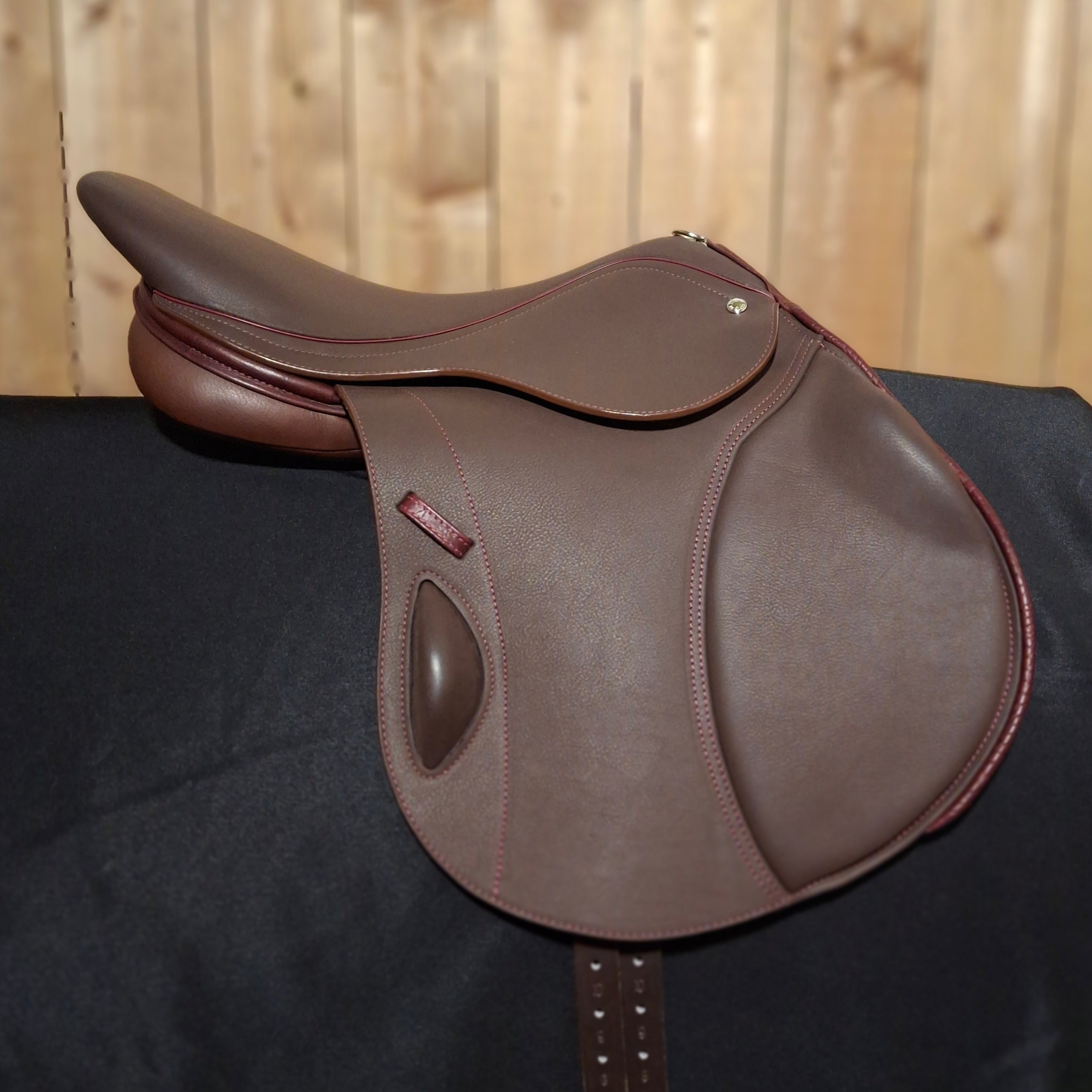 New 17.5 Loxley by Bliss Eventer Mono Jump Demo Saddle