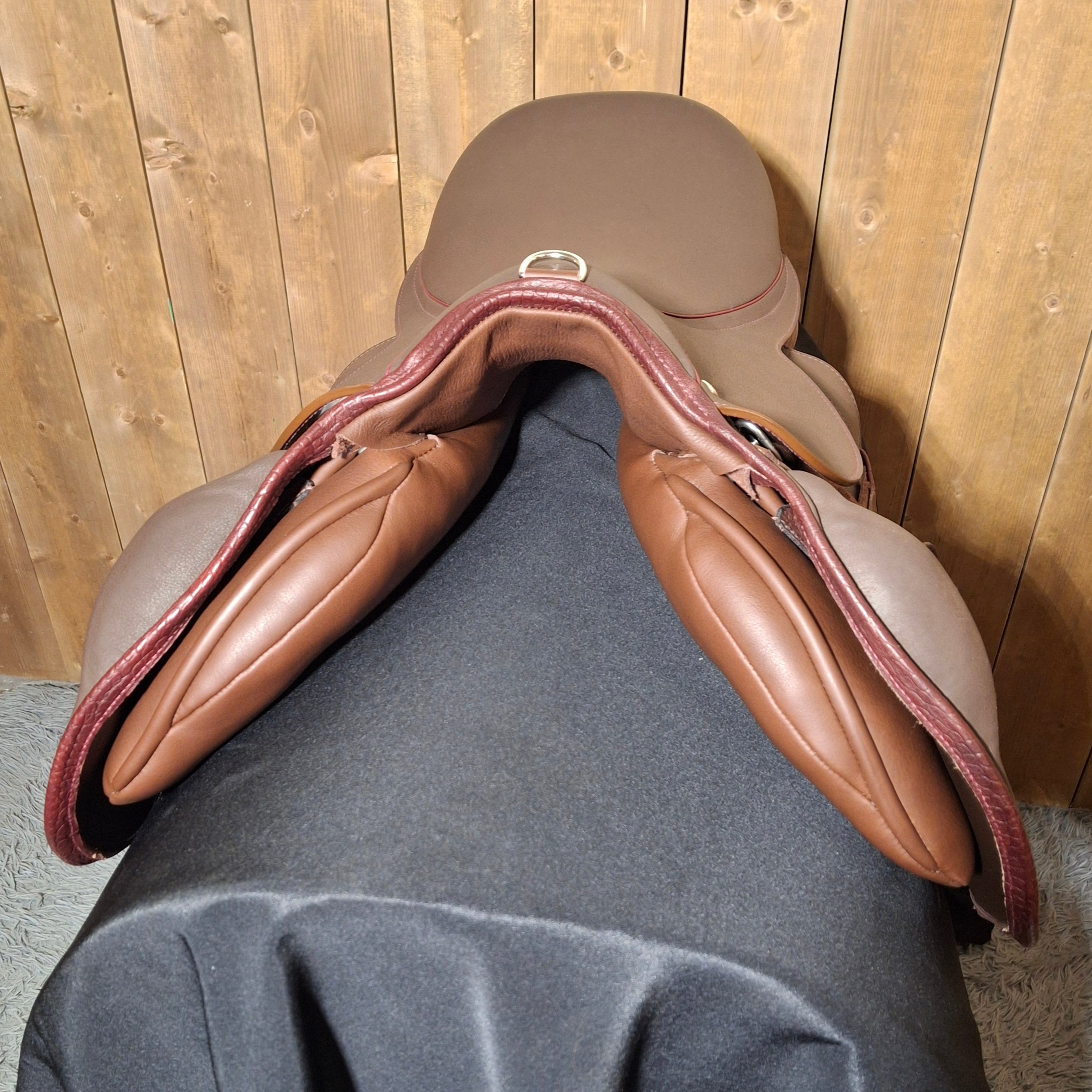 New 17.5 Loxley by Bliss Eventer Mono Jump Demo Saddle