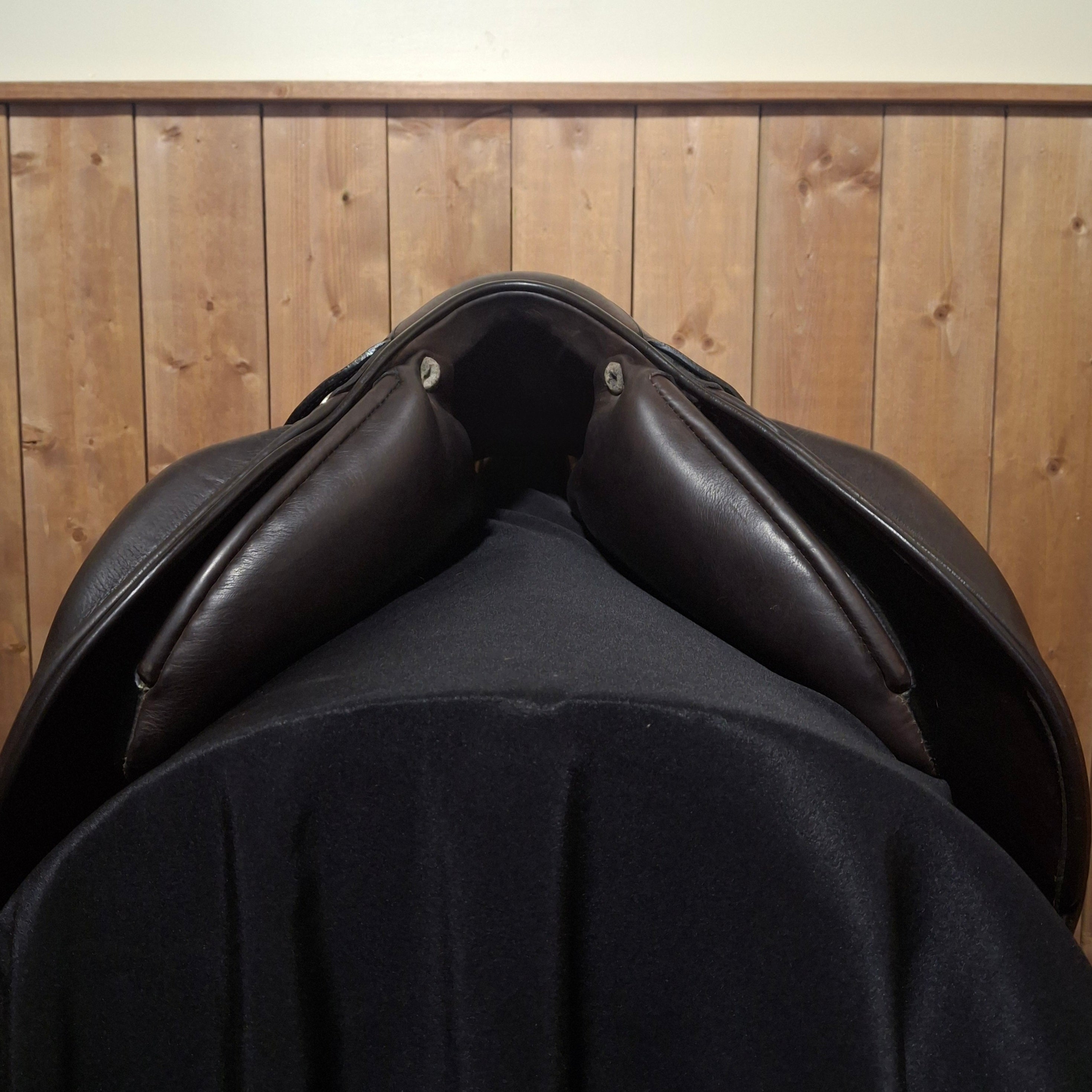 Used 17.5" DK Monoflap Jump Saddle