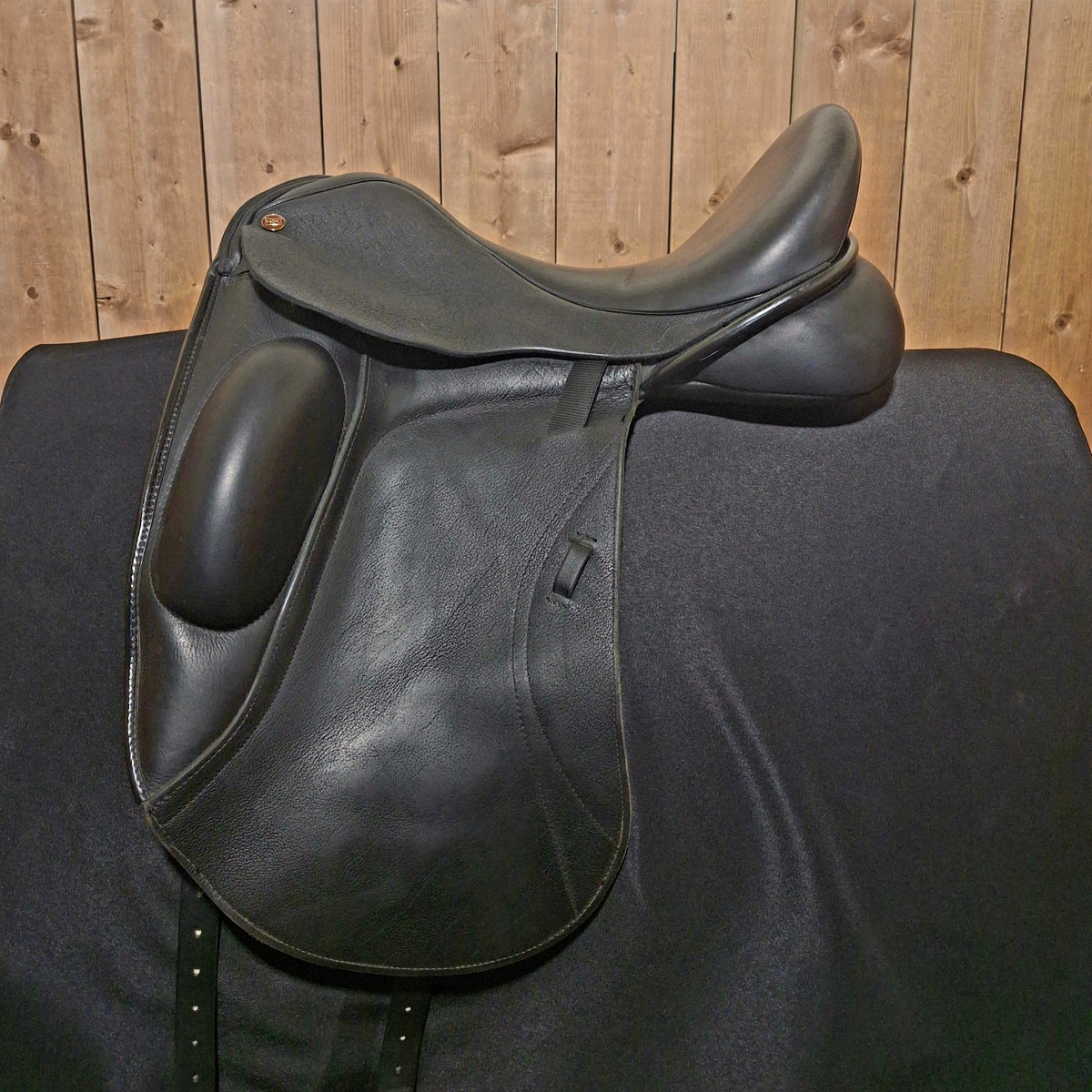 Used 18" NSC Rhomeo Dressage Saddle
