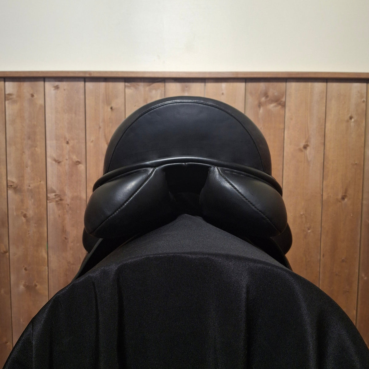 Used 18" NSC Rhomeo Dressage Saddle