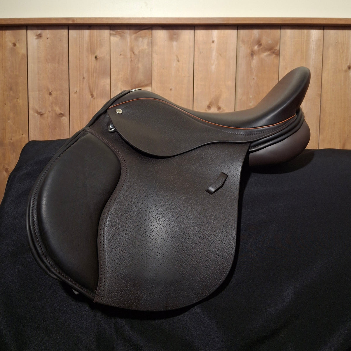 New 16.5" Loxley by Bliss AP/Jump Saddle