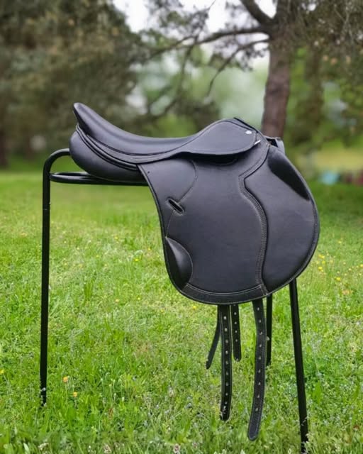 New Cavaletti Collection Monoflap Jump Saddle