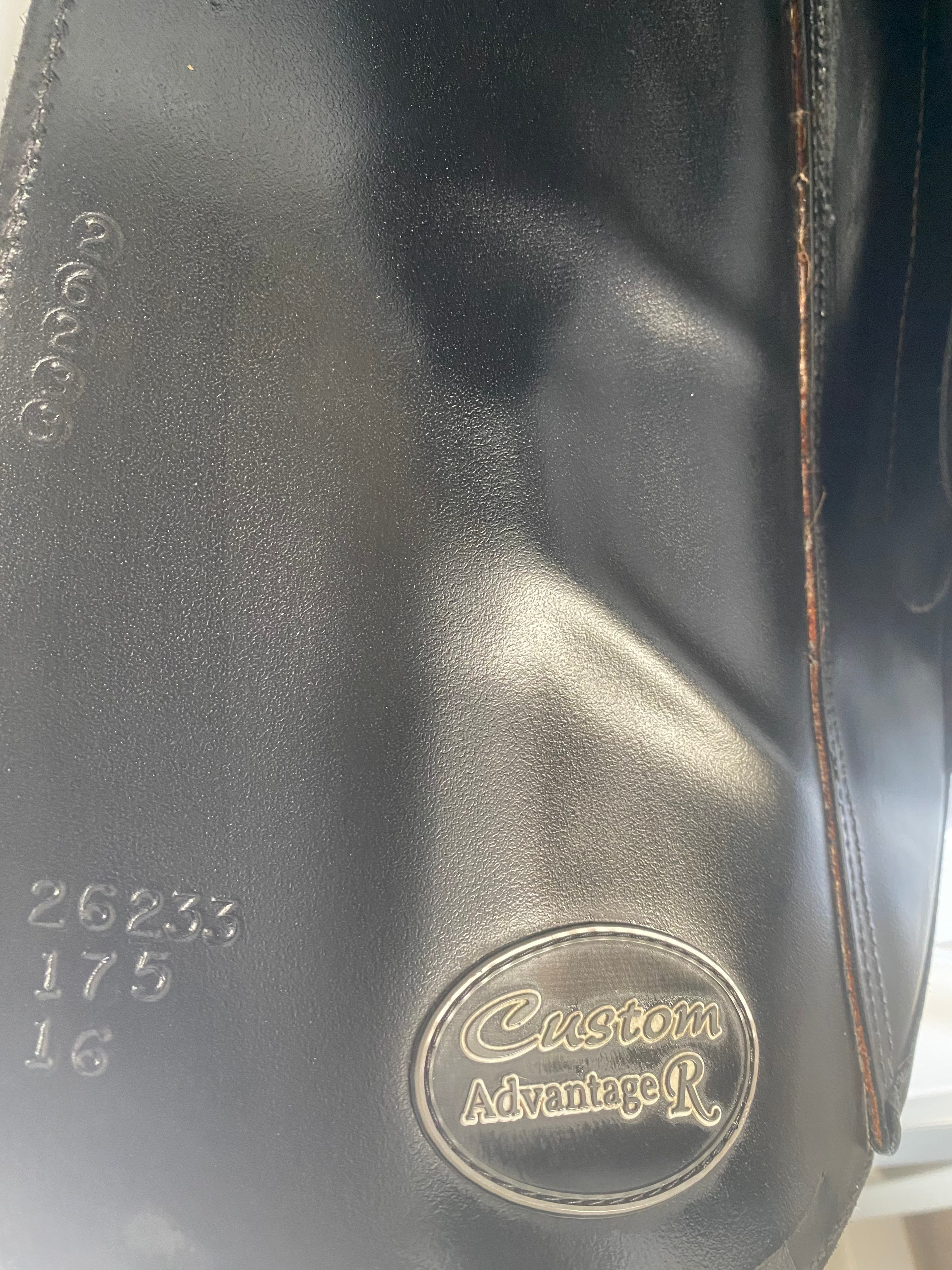 17.5” Custom Advantage R Dressage Saddle